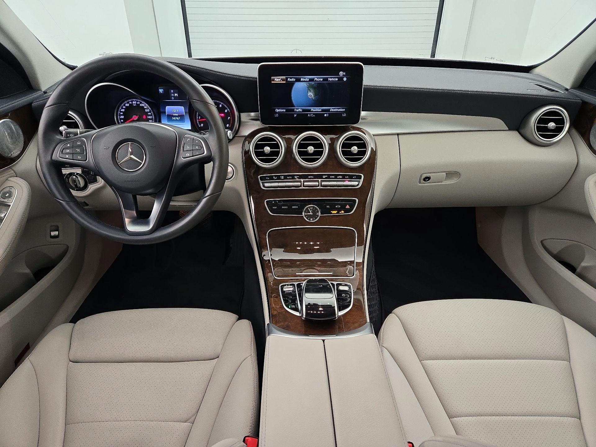 Thumbnail: 2016 Mercedes-Benz C-Class - 9