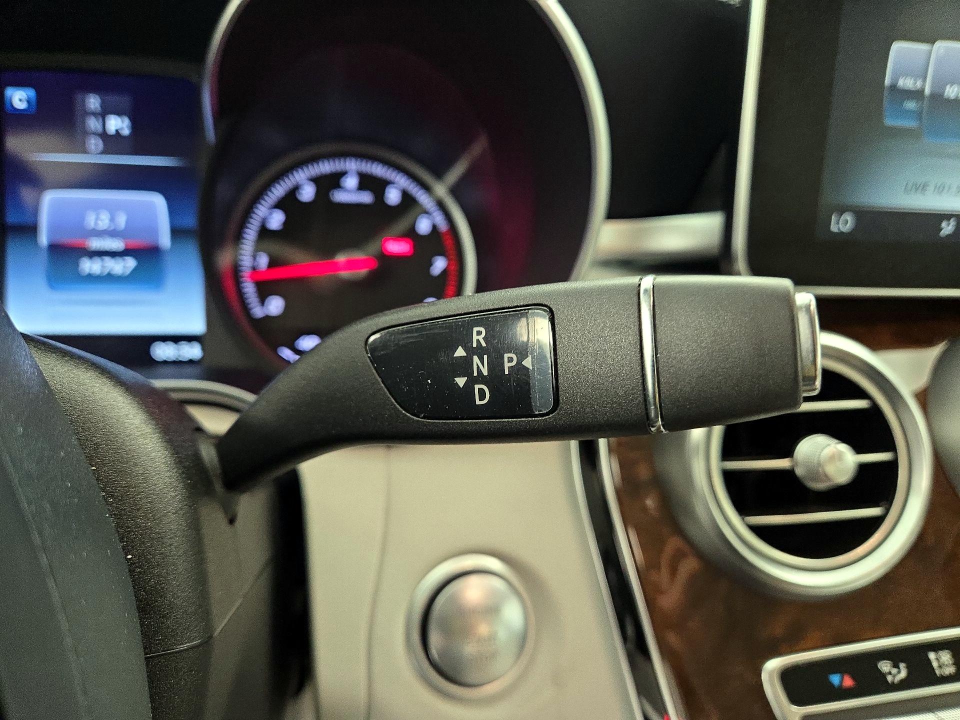 Thumbnail: 2016 Mercedes-Benz C-Class - 18