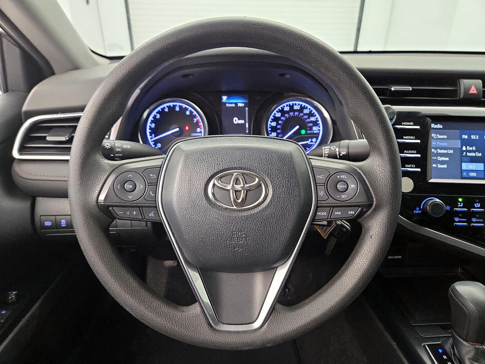 Thumbnail: 2018 Toyota Camry - 10