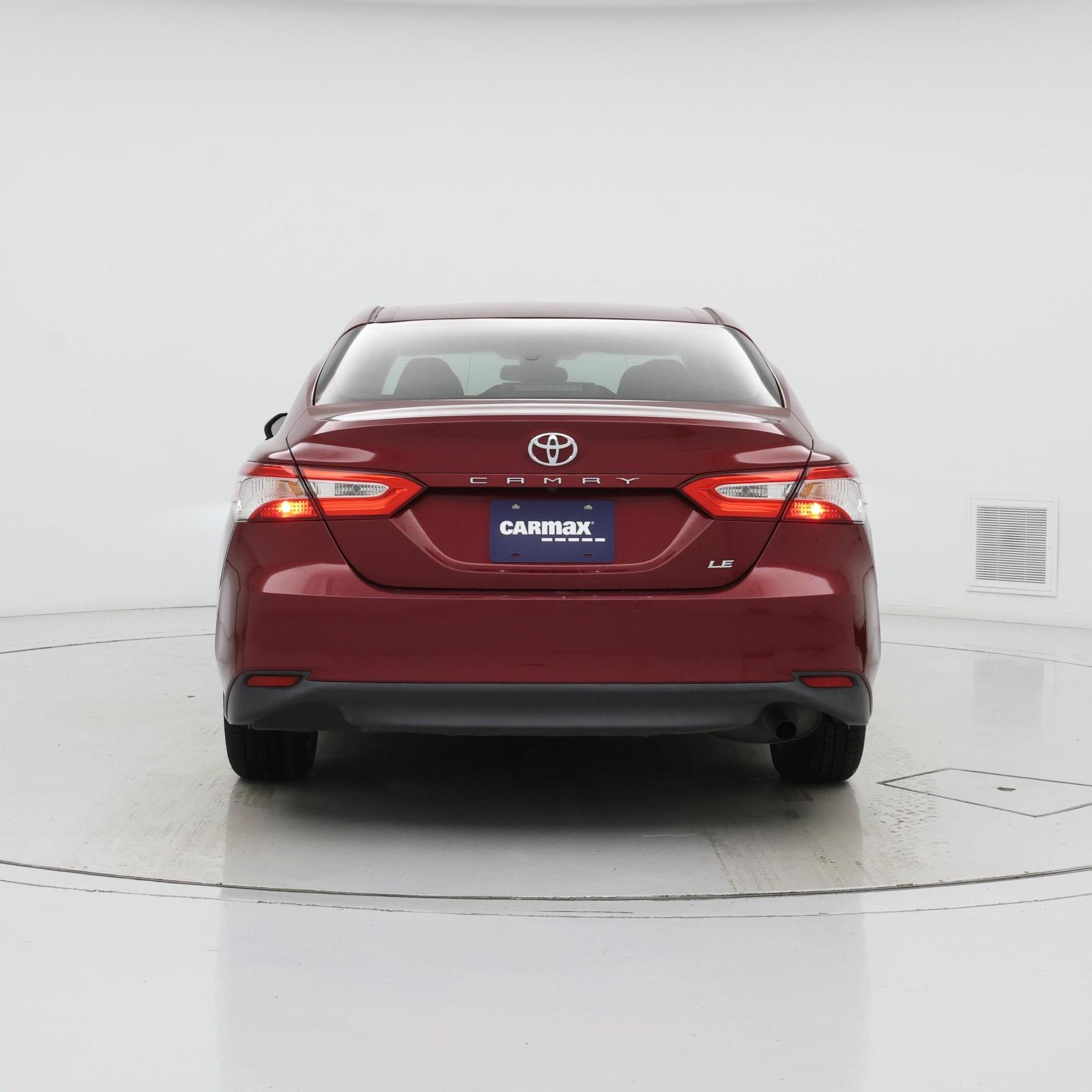 Thumbnail: 2018 Toyota Camry - 6