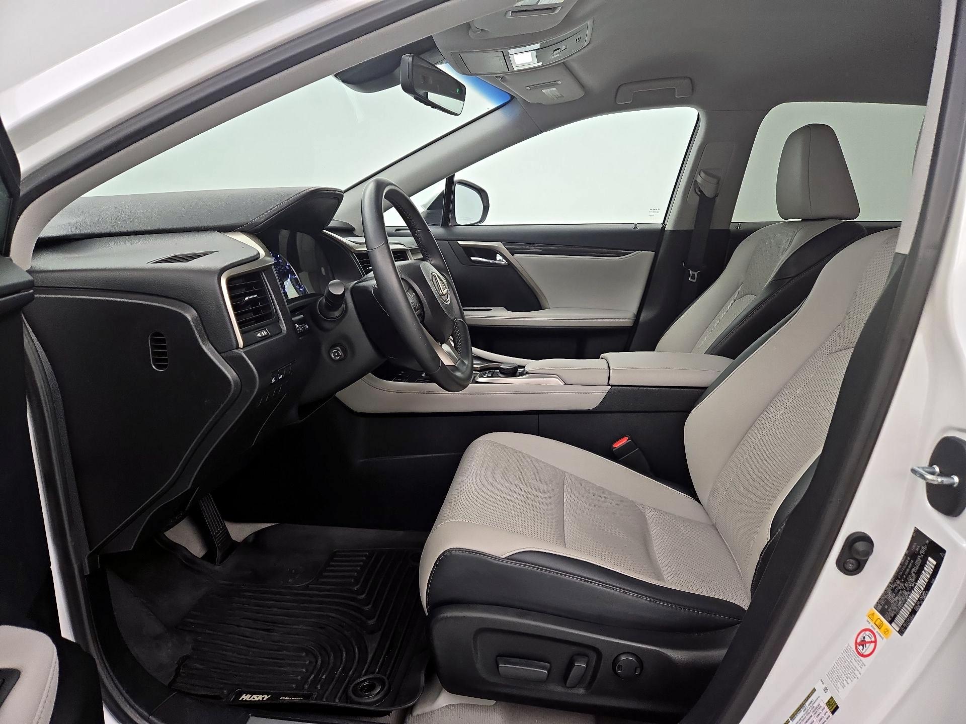 Thumbnail: 2018 Lexus RX - 11