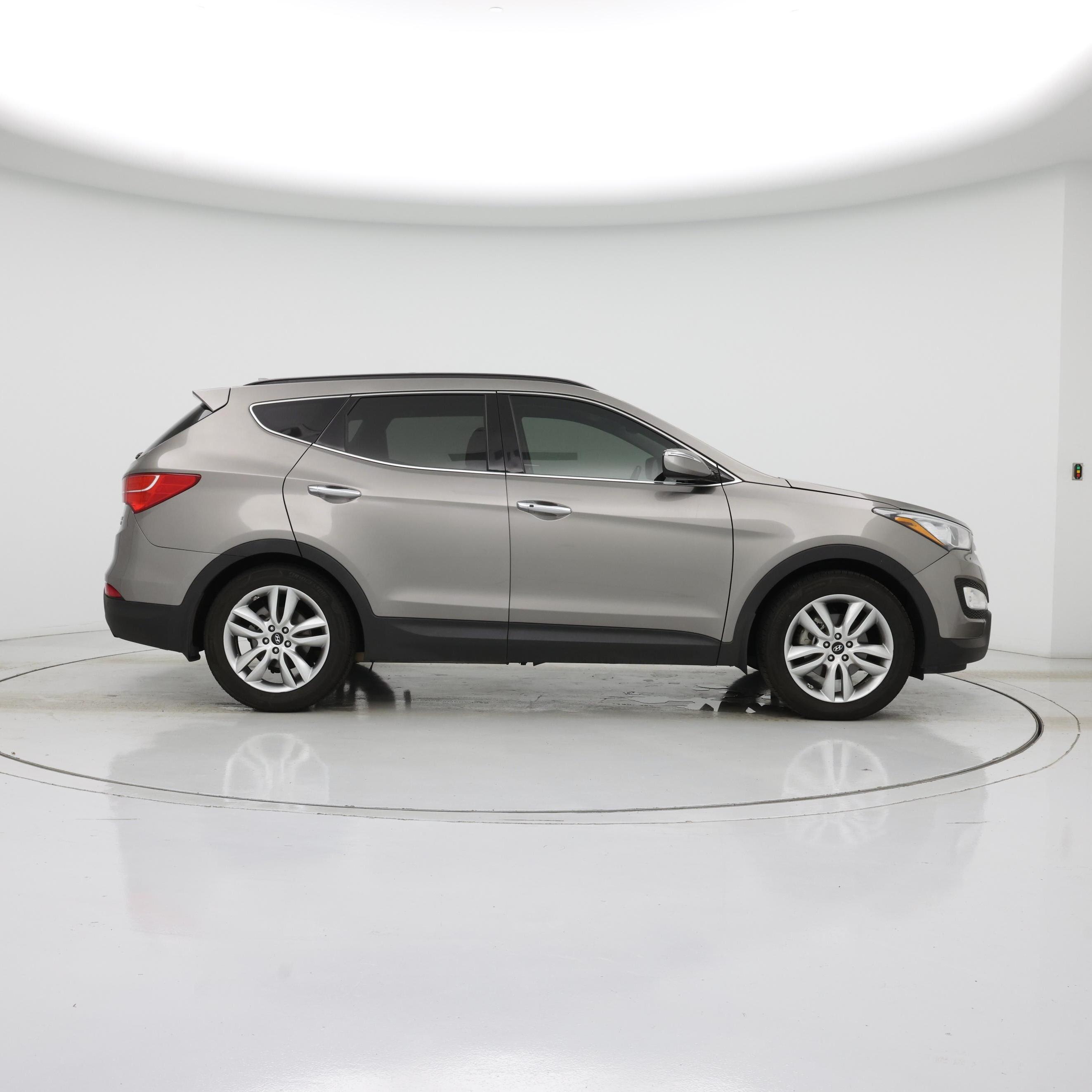 Thumbnail: 2015 Hyundai Santa Fe - 7