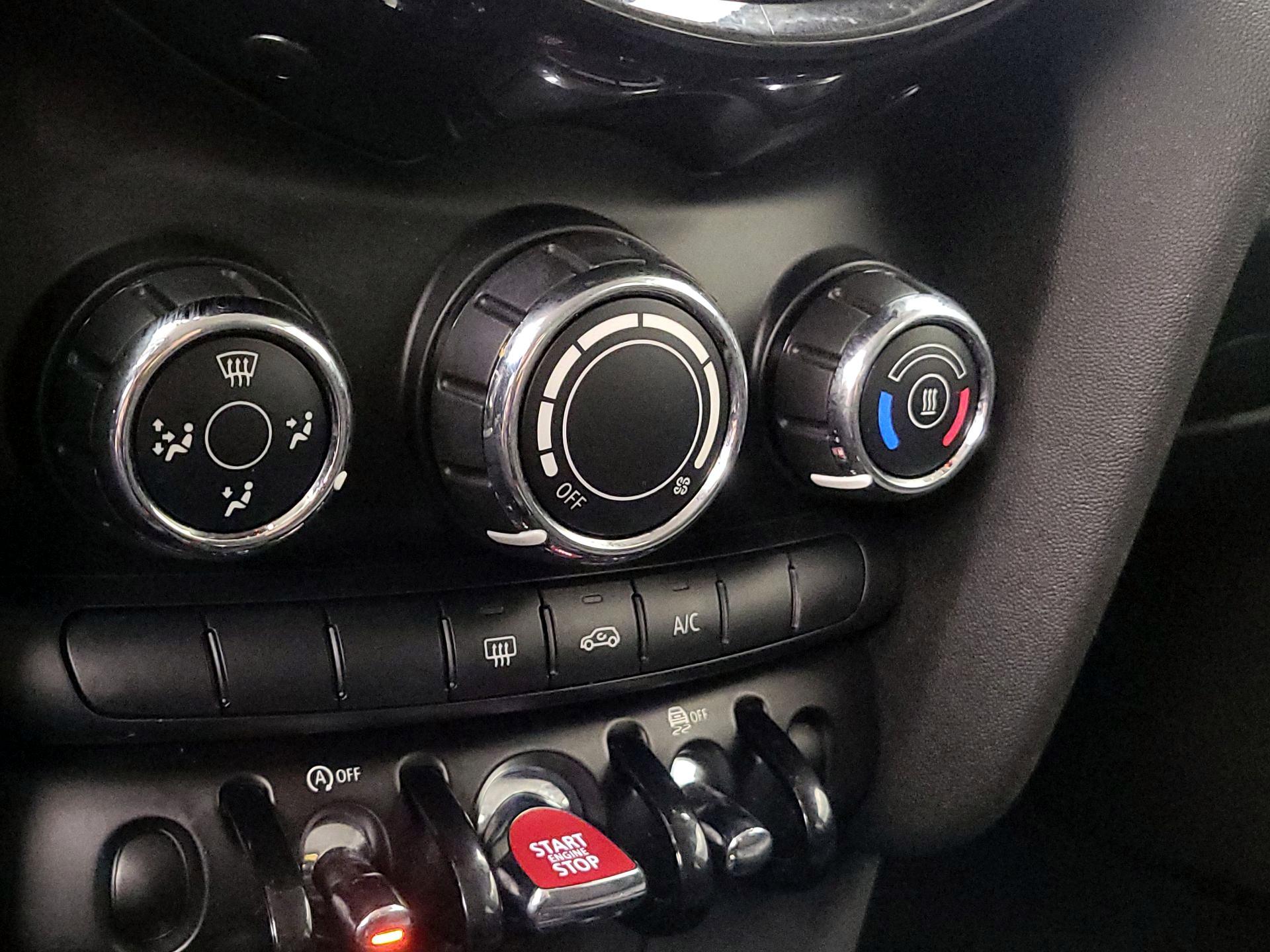 Thumbnail: 2021 MINI Cooper Hardtop - 16