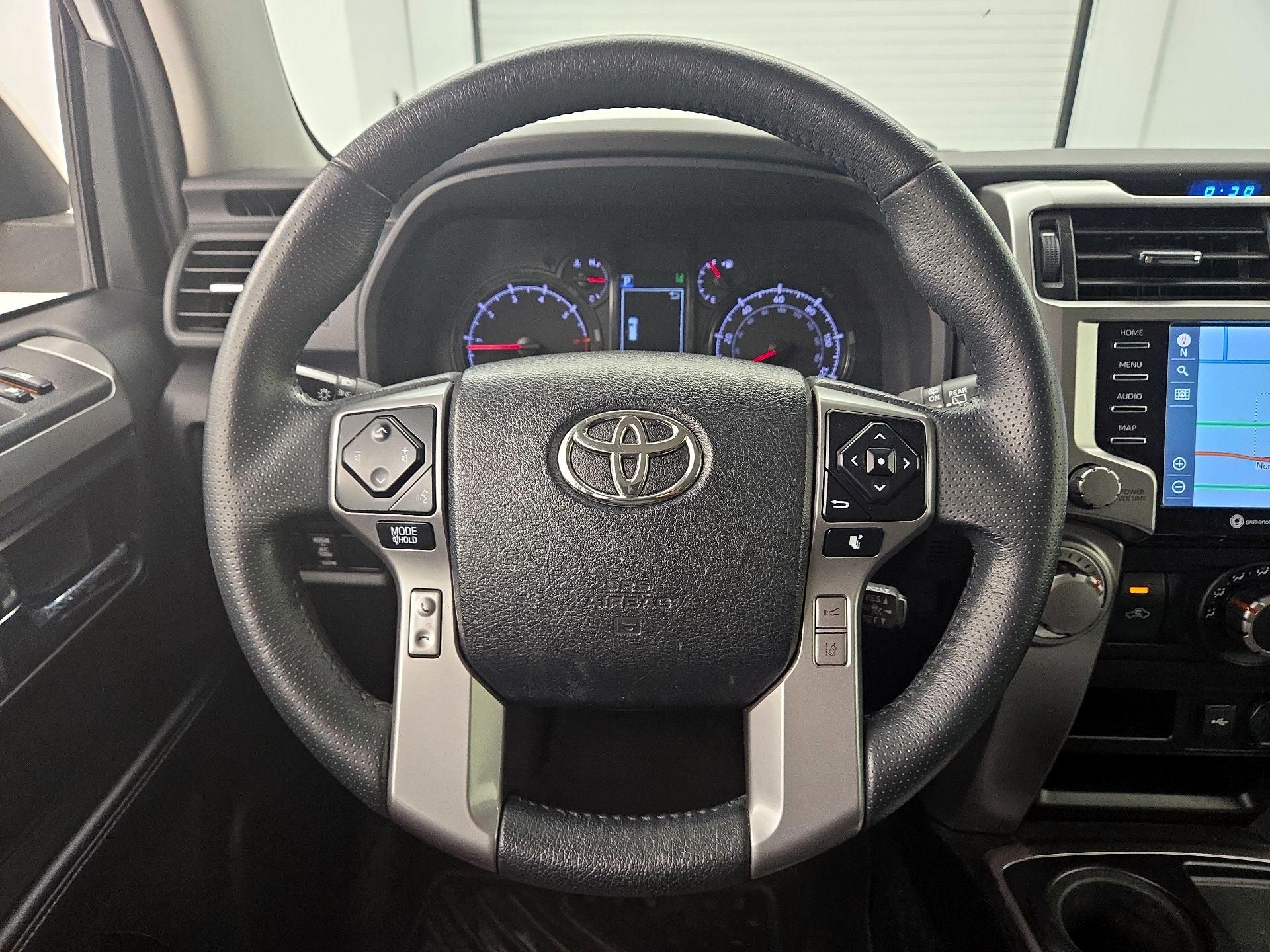 Thumbnail: 2020 Toyota 4Runner - 10