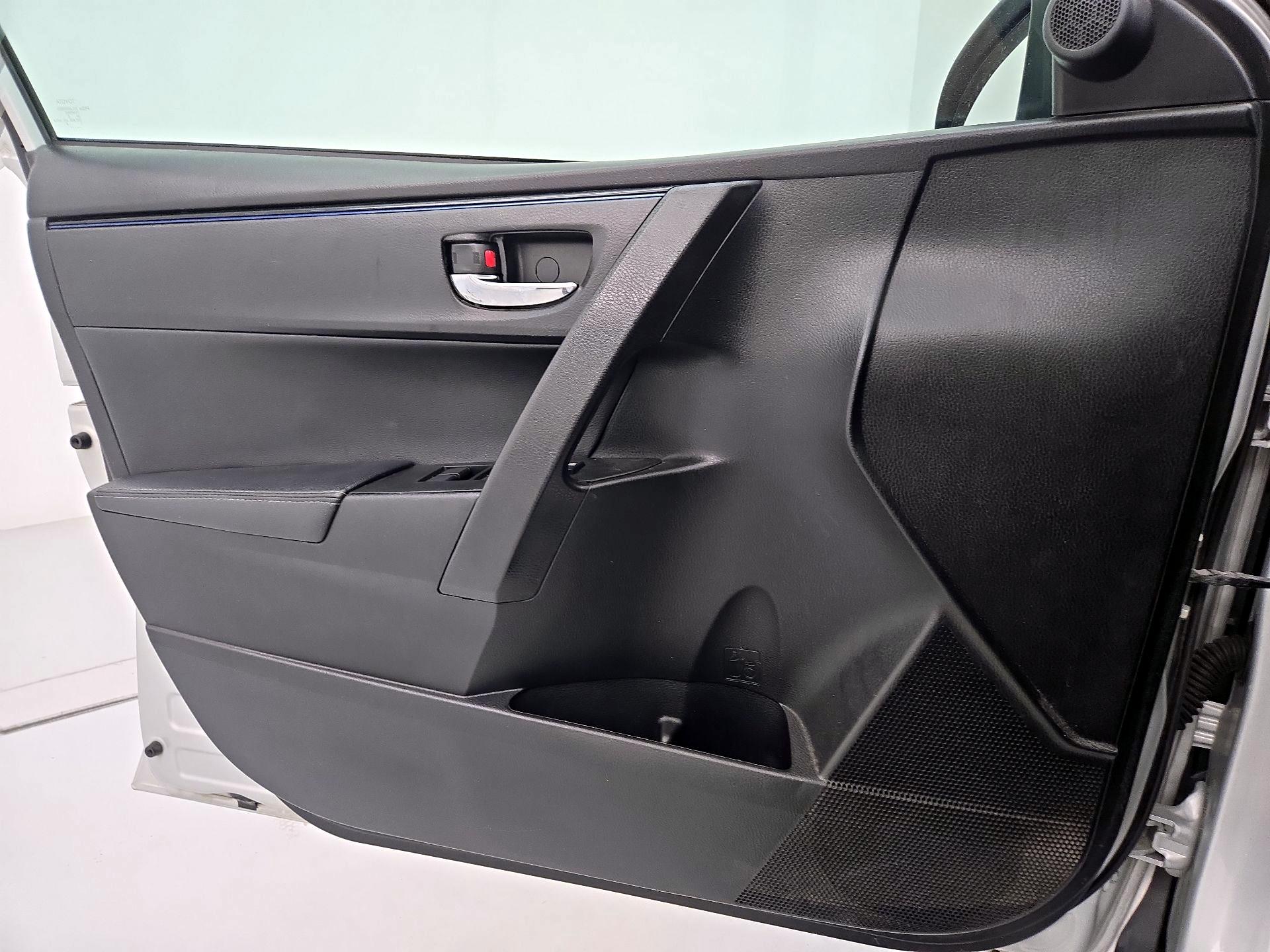 Thumbnail: 2019 Toyota Corolla - 12