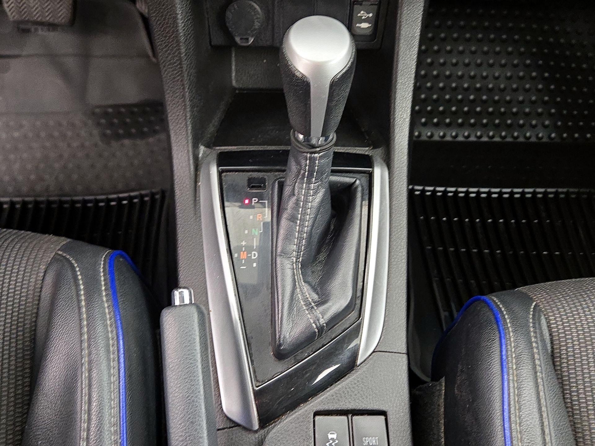 Thumbnail: 2019 Toyota Corolla - 17