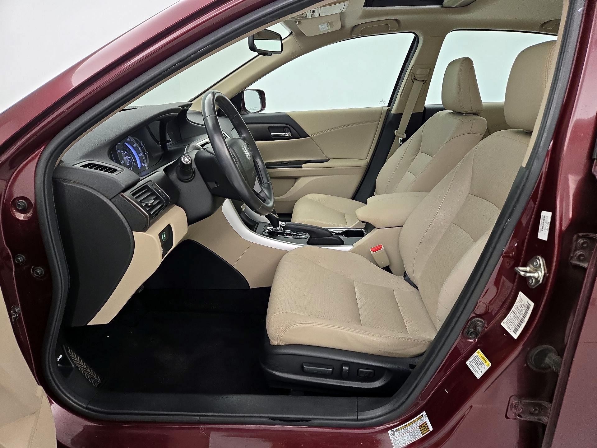 Thumbnail: 2015 Honda Accord - 11