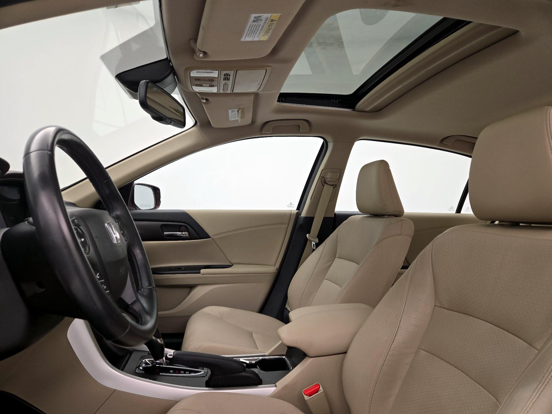 Thumbnail: 2015 Honda Accord - 19