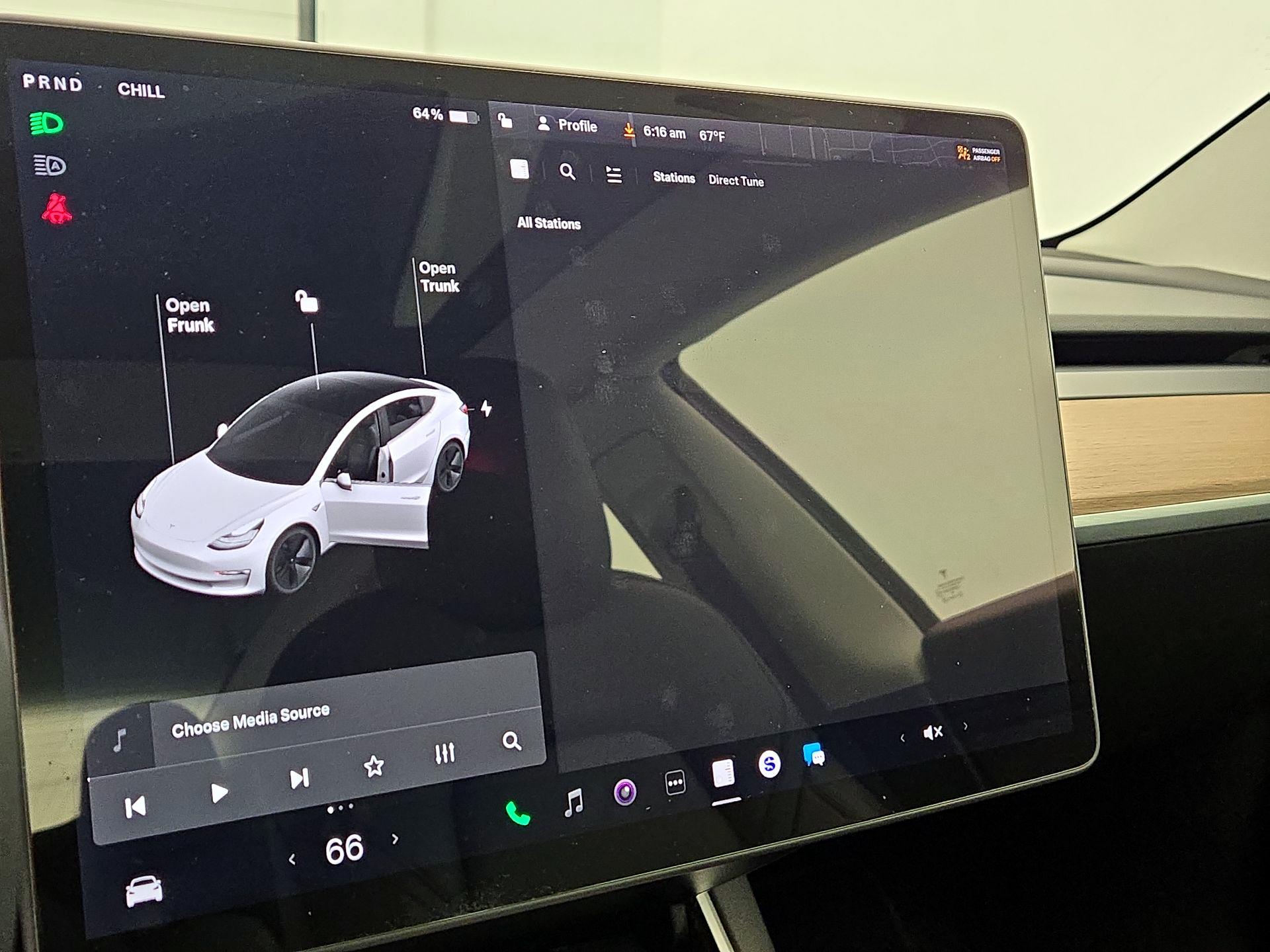 Thumbnail: 2020 Tesla Model 3 - 15