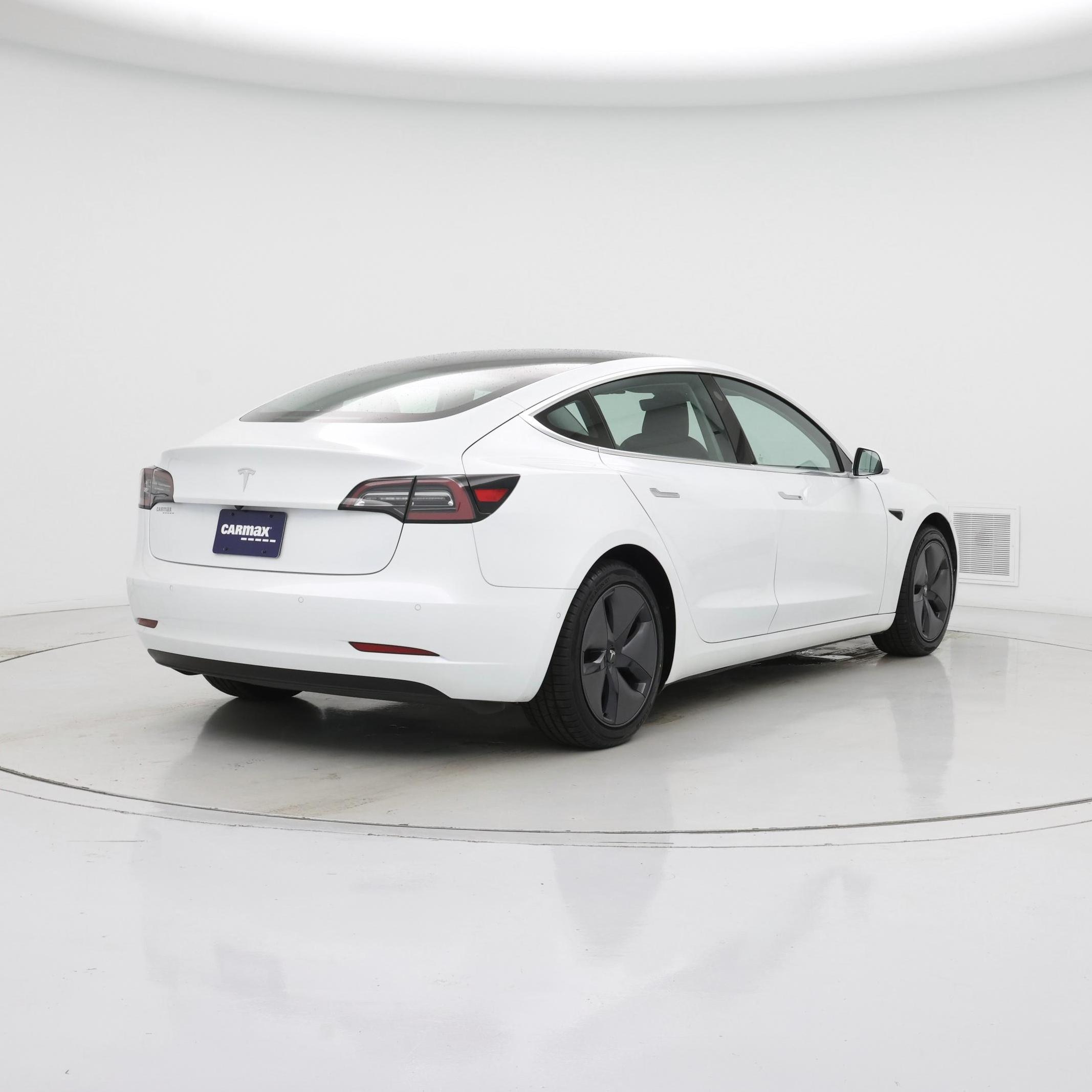 Thumbnail: 2020 Tesla Model 3 - 8