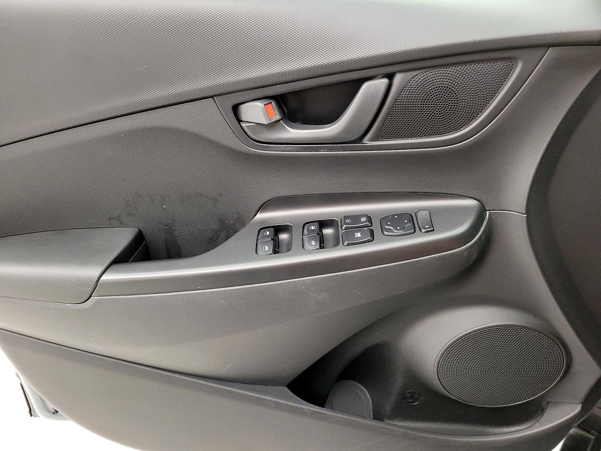 Thumbnail: 2023 Hyundai Kona - 12