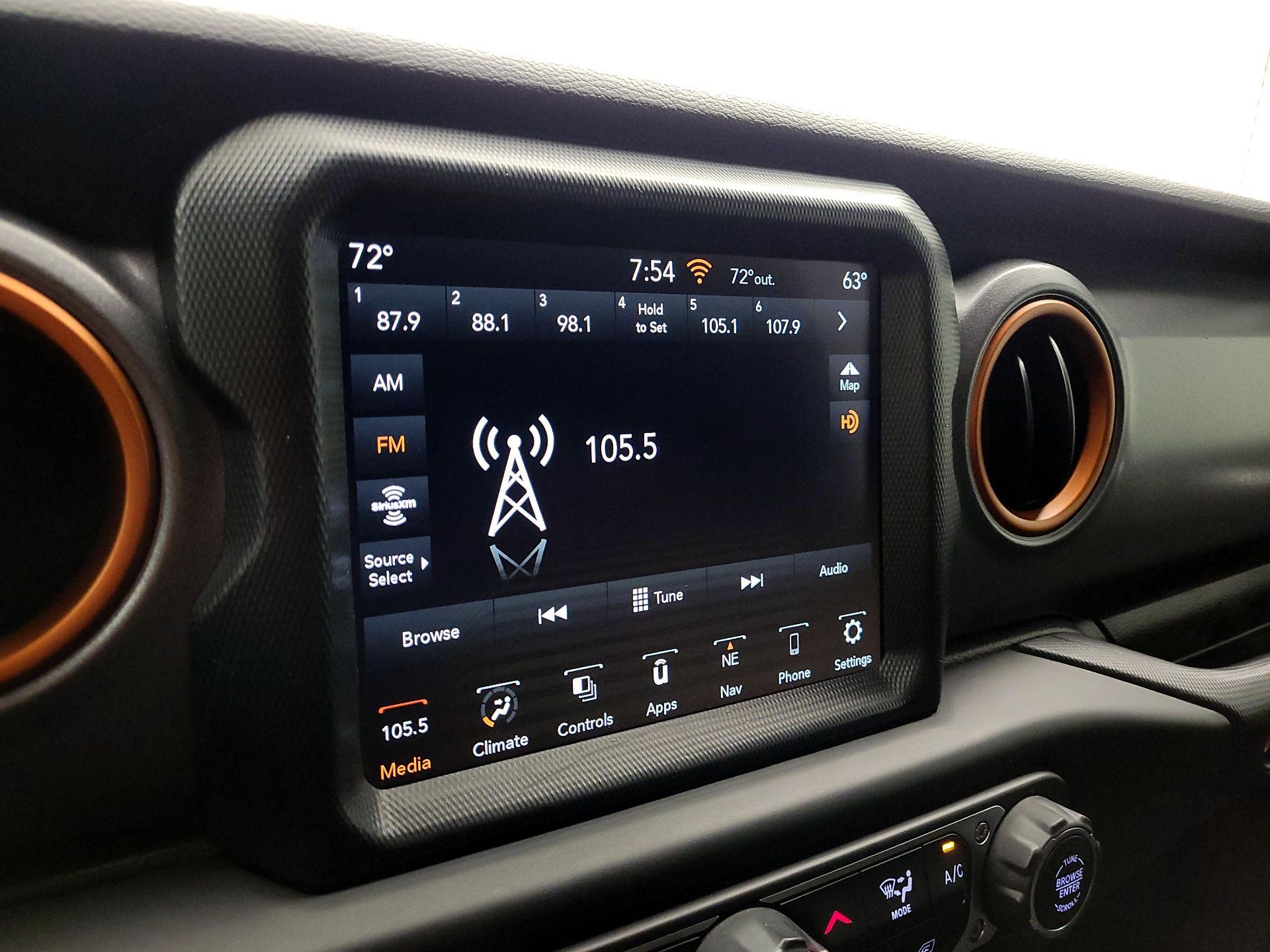 Thumbnail: 2023 Jeep Gladiator - 16