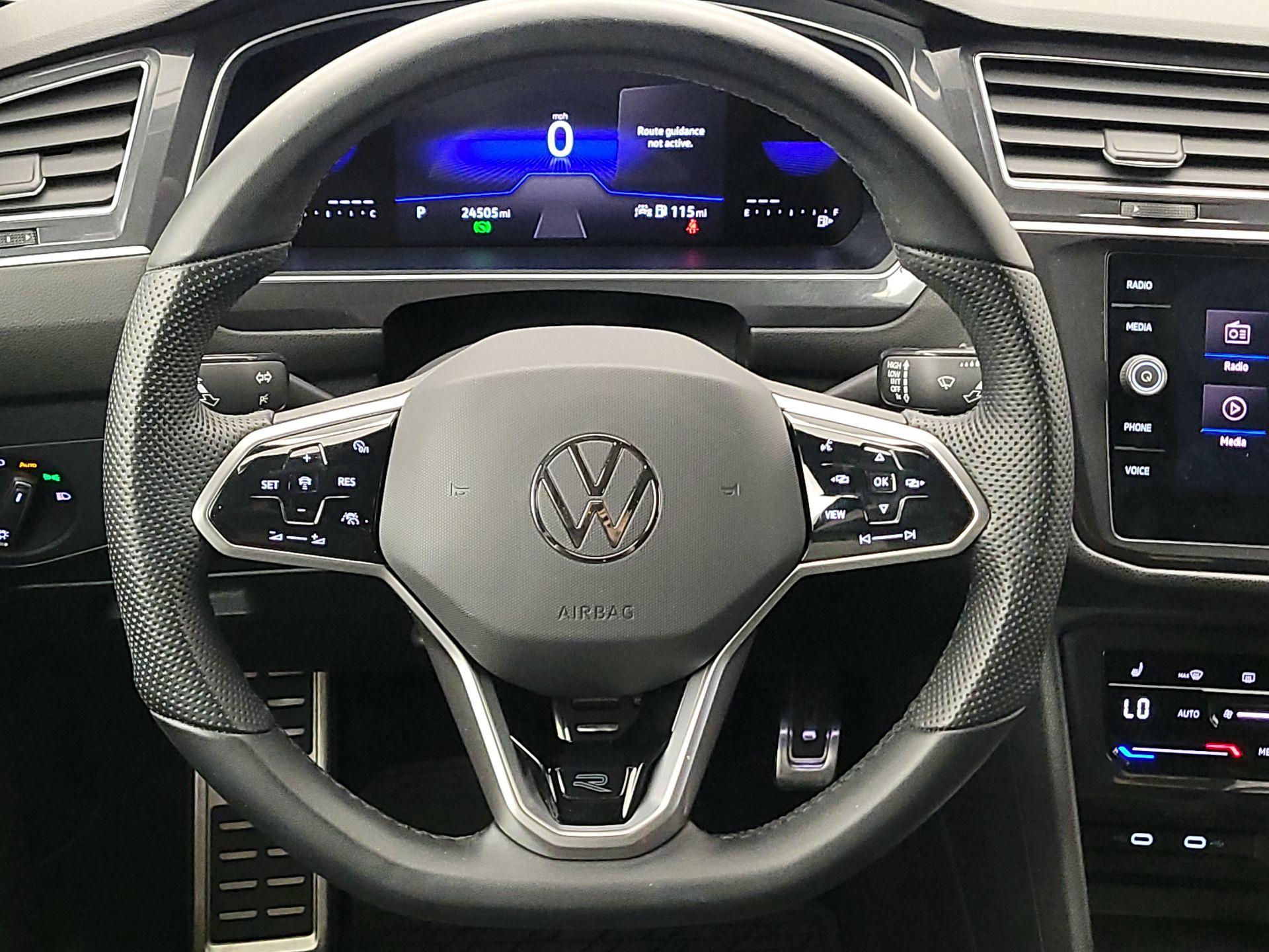 Thumbnail: 2024 Volkswagen Tiguan - 10