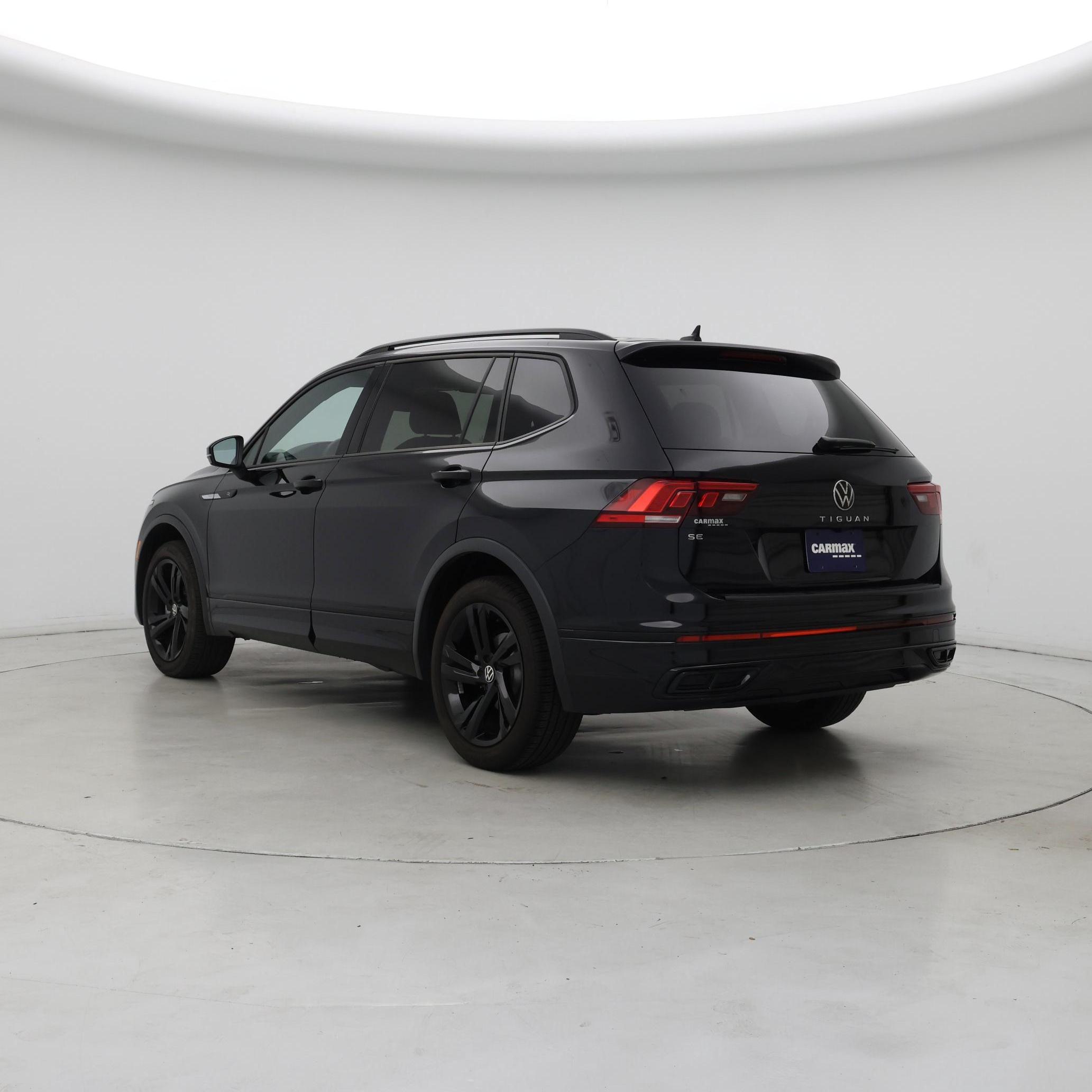 Thumbnail: 2024 Volkswagen Tiguan - 2