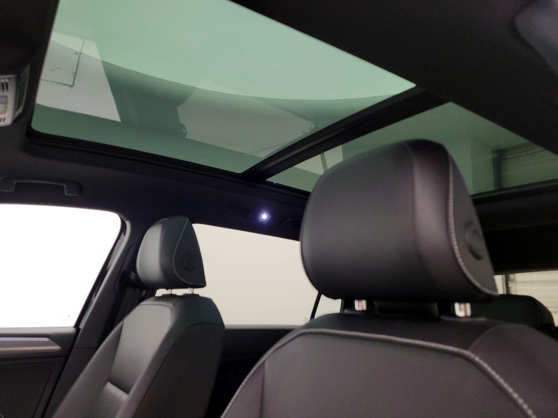 Thumbnail: 2024 Volkswagen Tiguan - 20