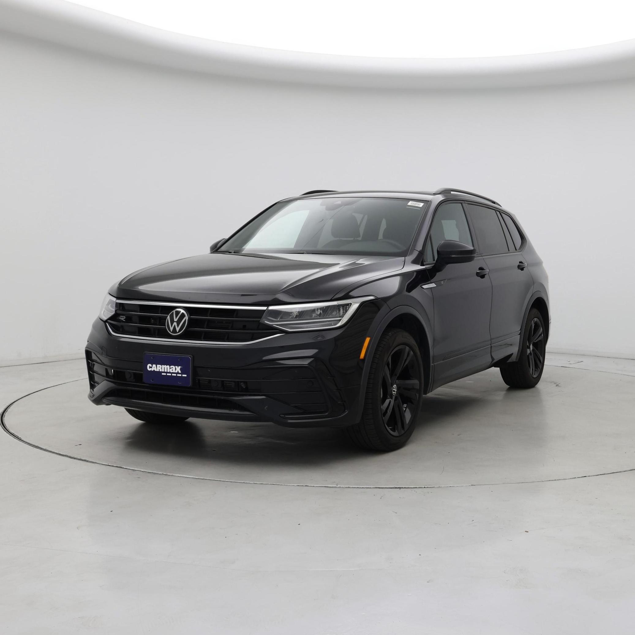Thumbnail: 2024 Volkswagen Tiguan - 4