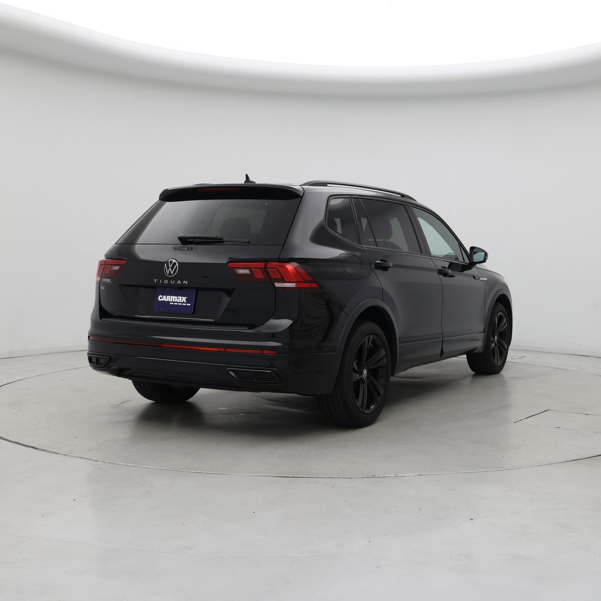 Thumbnail: 2024 Volkswagen Tiguan - 8