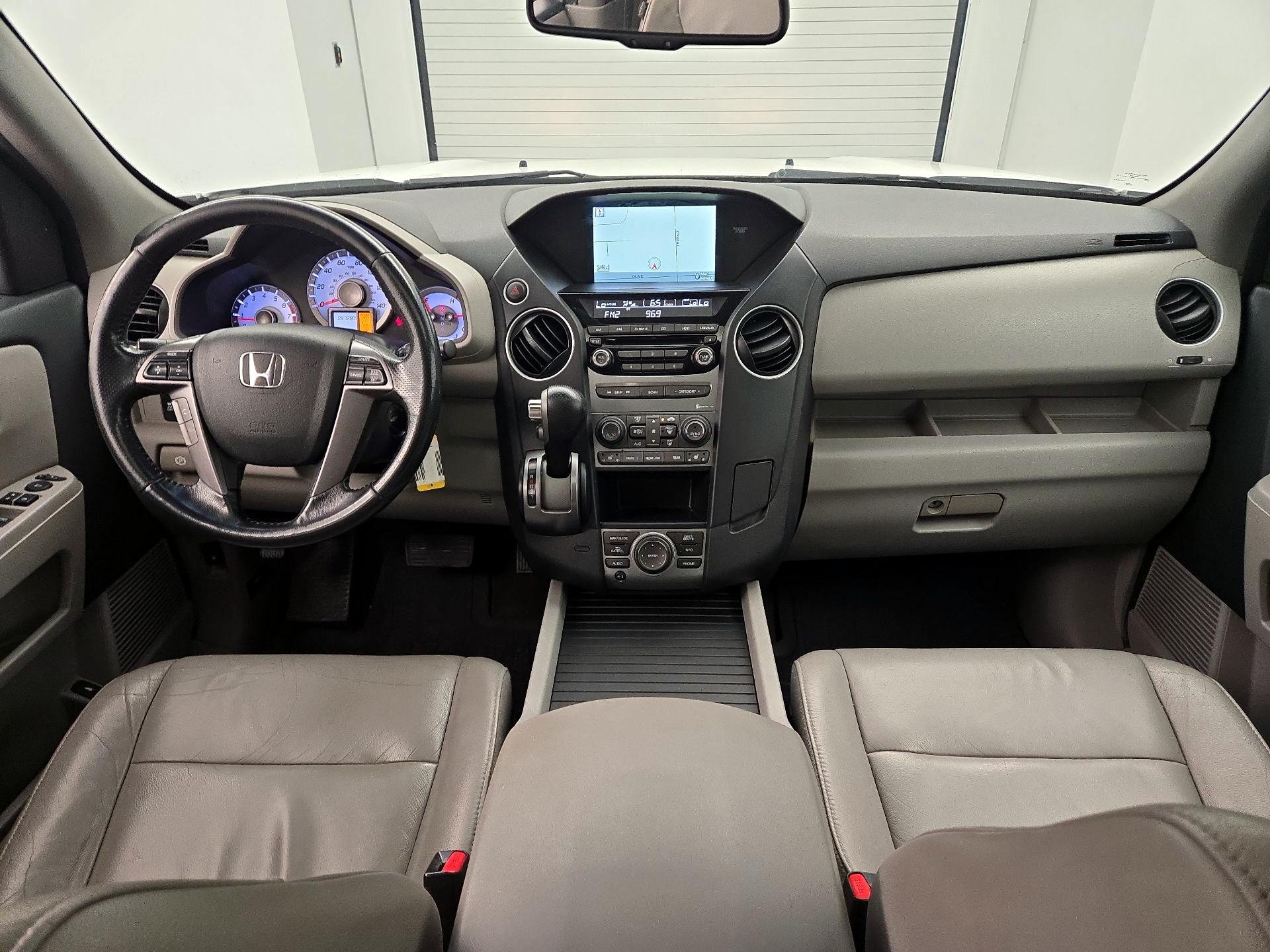 Thumbnail: 2015 Honda Pilot - 9