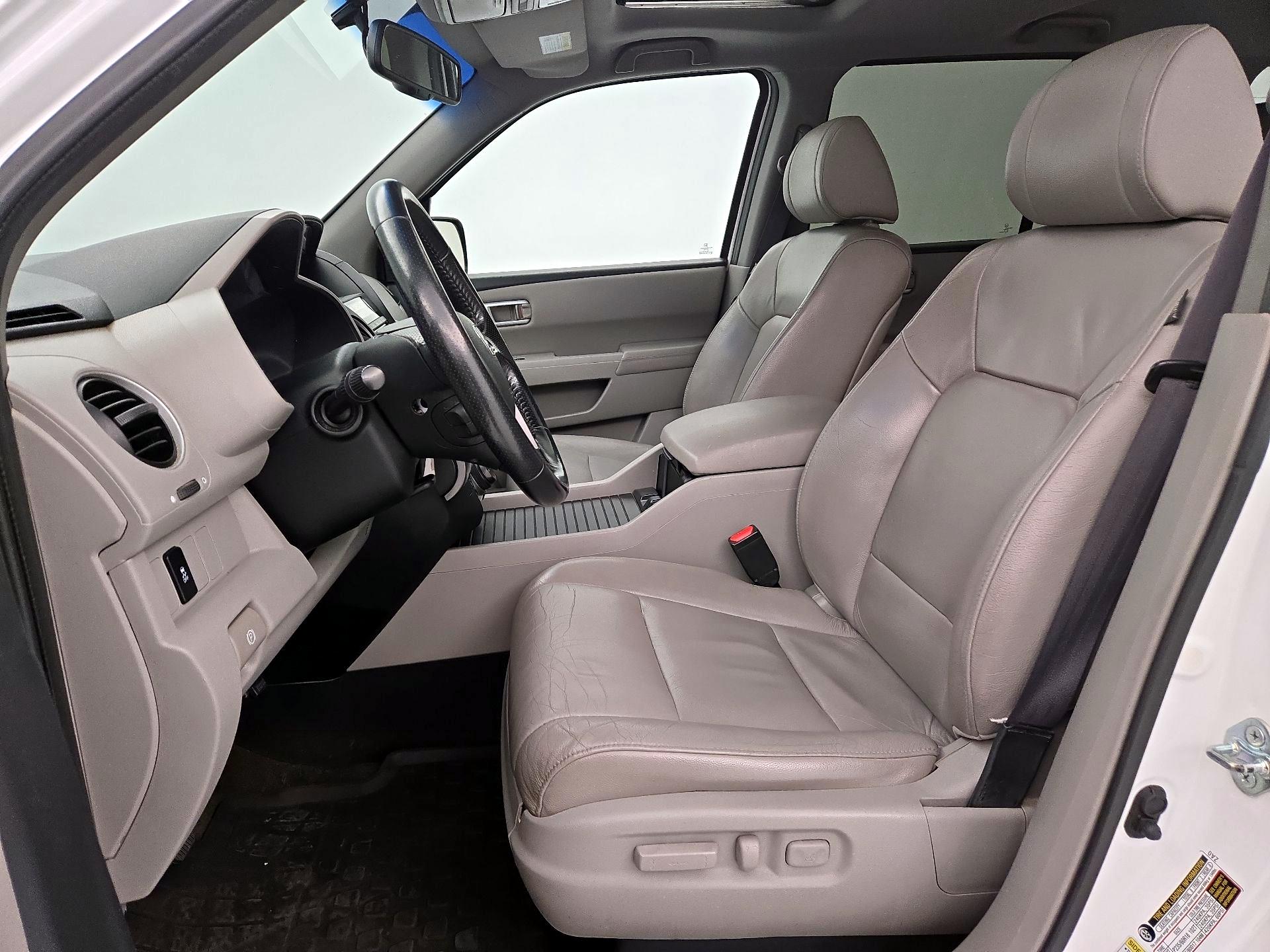 Thumbnail: 2015 Honda Pilot - 11