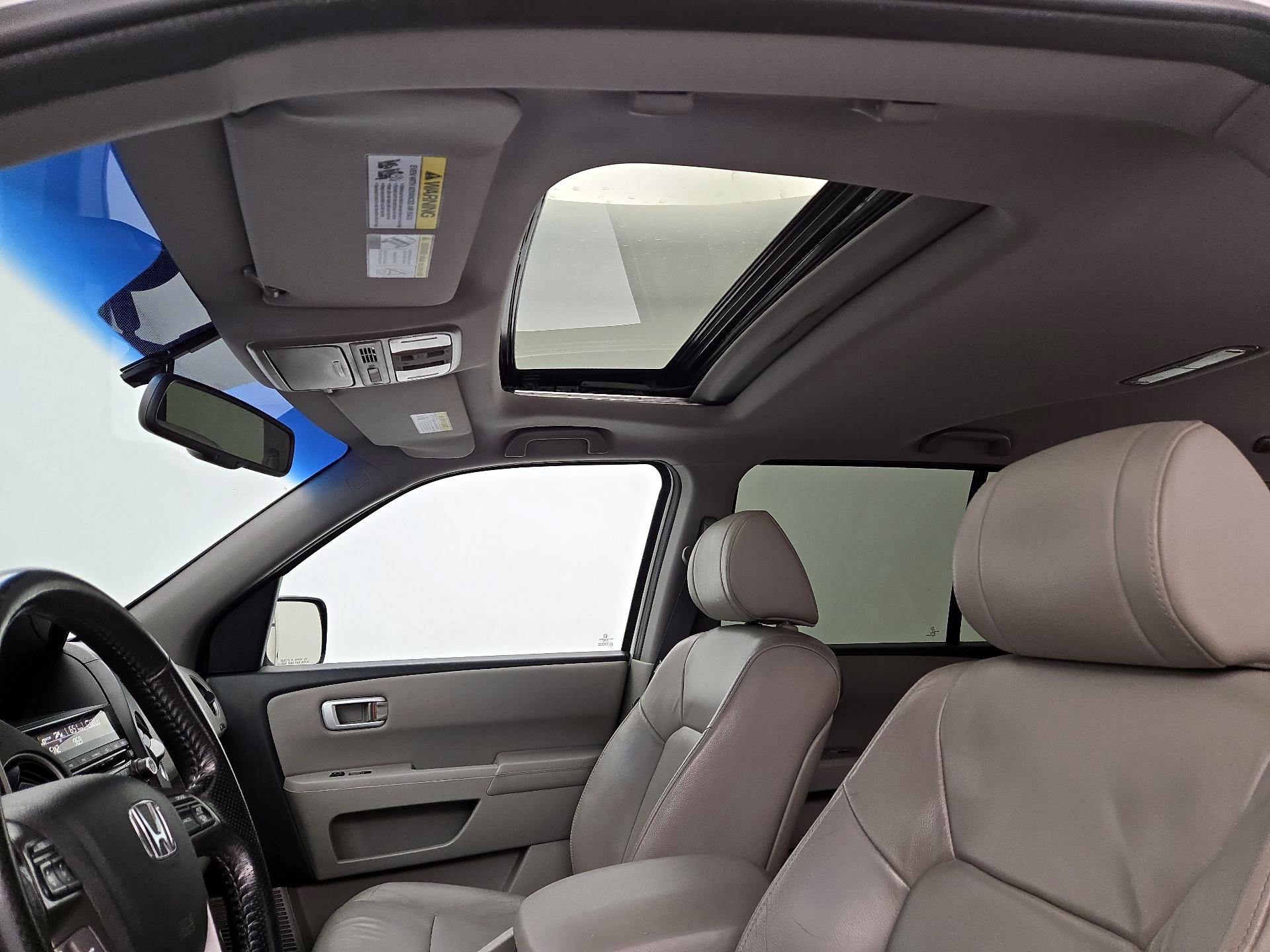Thumbnail: 2015 Honda Pilot - 20