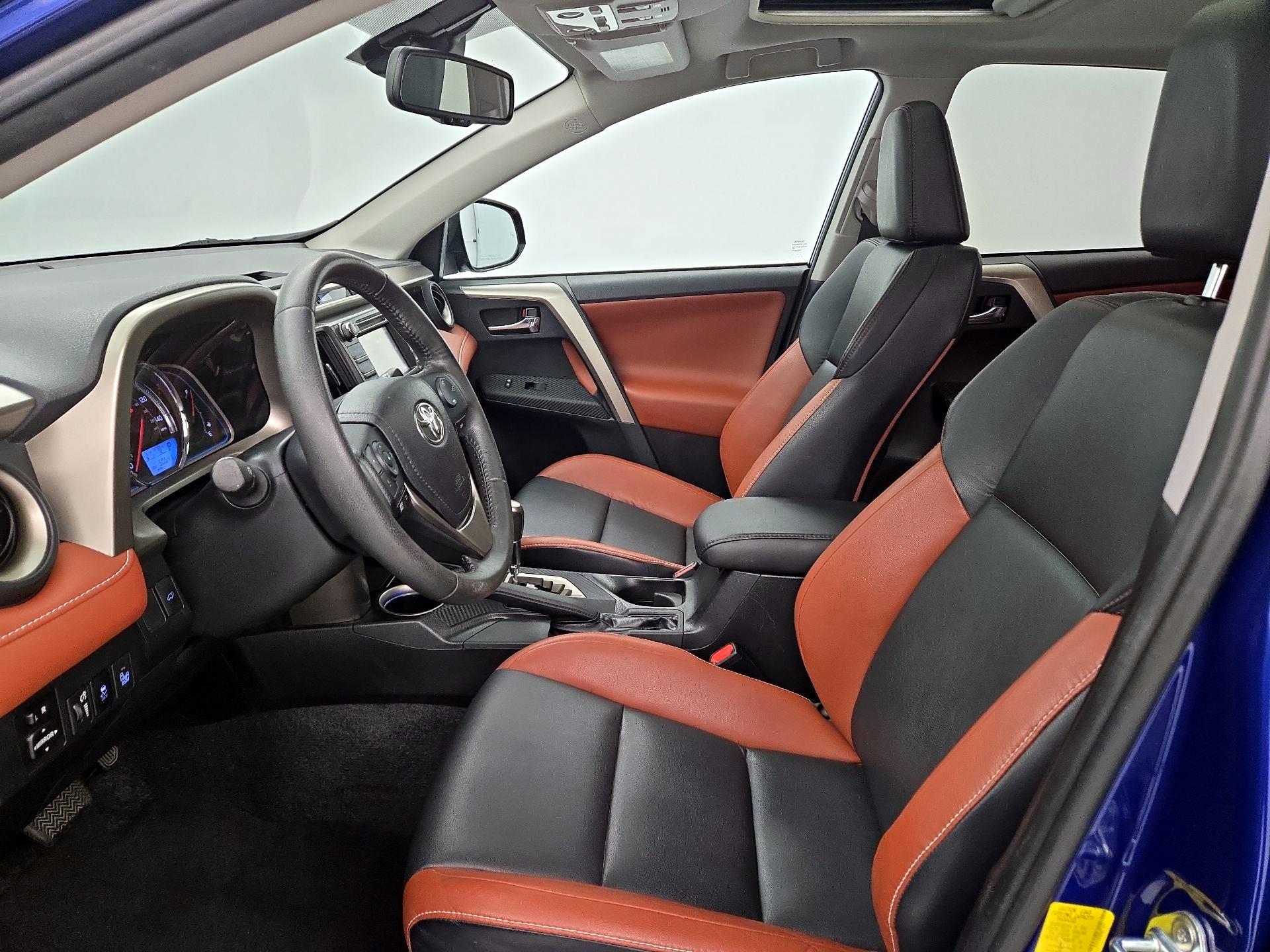 Thumbnail: 2014 Toyota RAV4 - 11