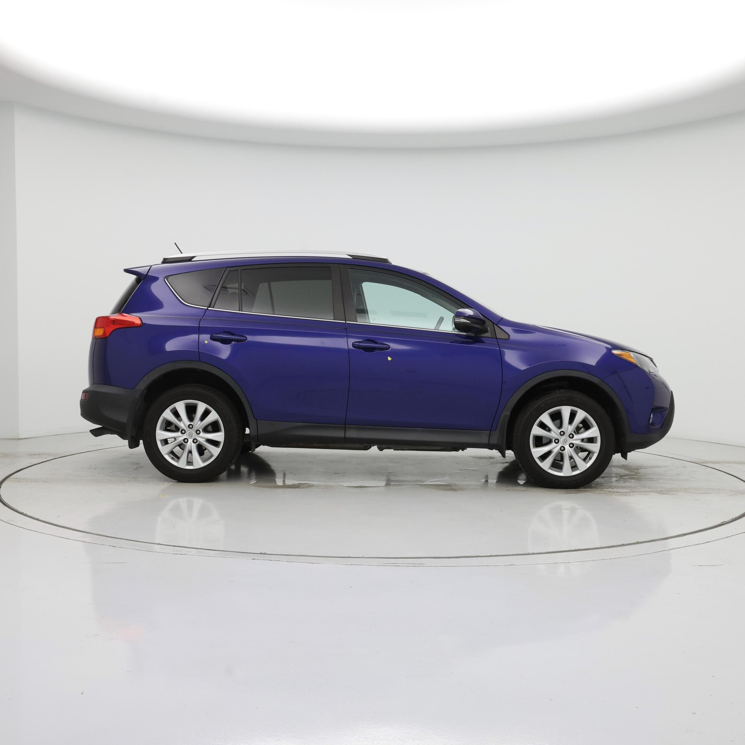 Thumbnail: 2014 Toyota RAV4 - 7
