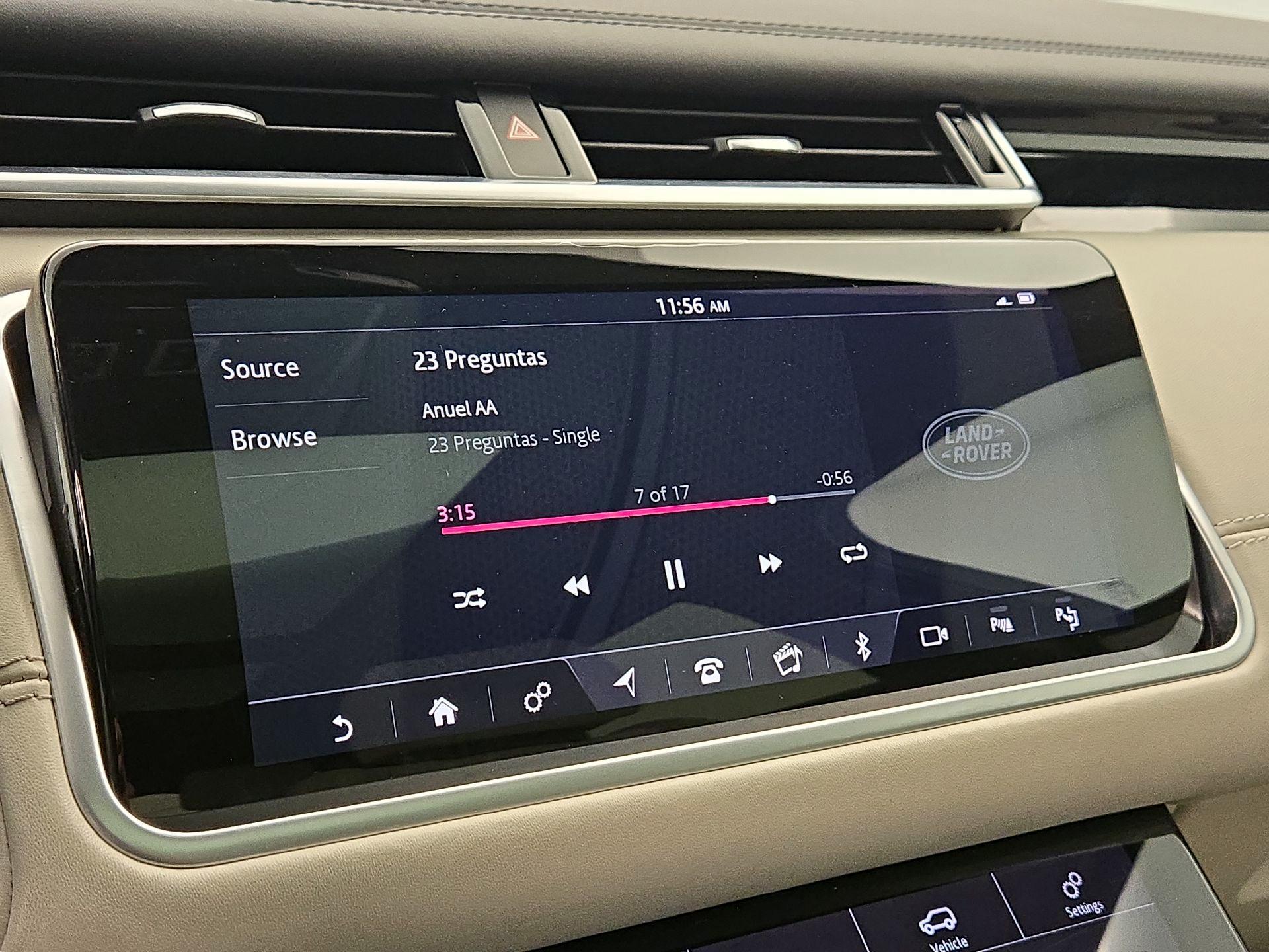 Thumbnail: 2018 Land Rover Range Rover Velar - 16