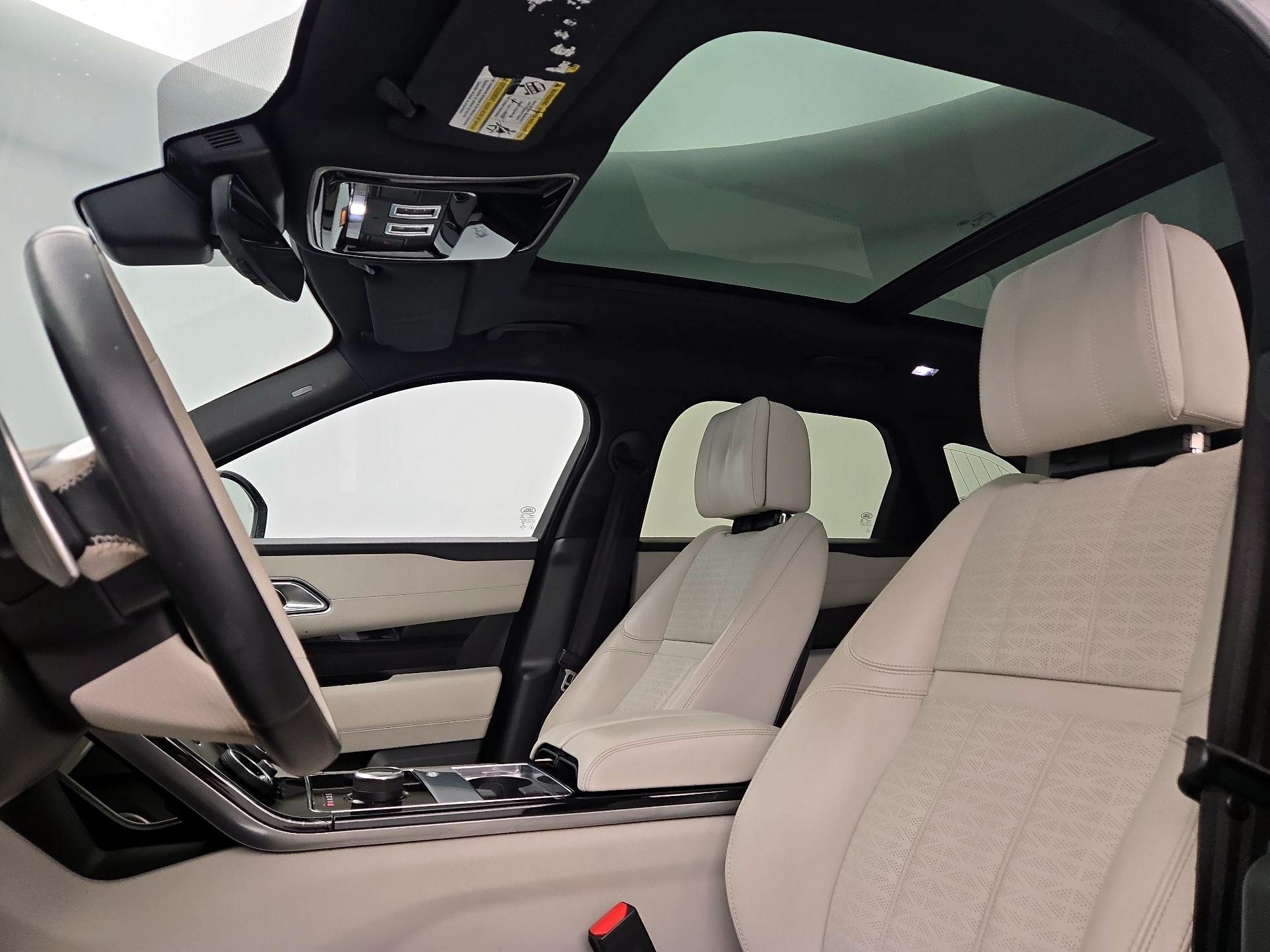 Thumbnail: 2018 Land Rover Range Rover Velar - 20