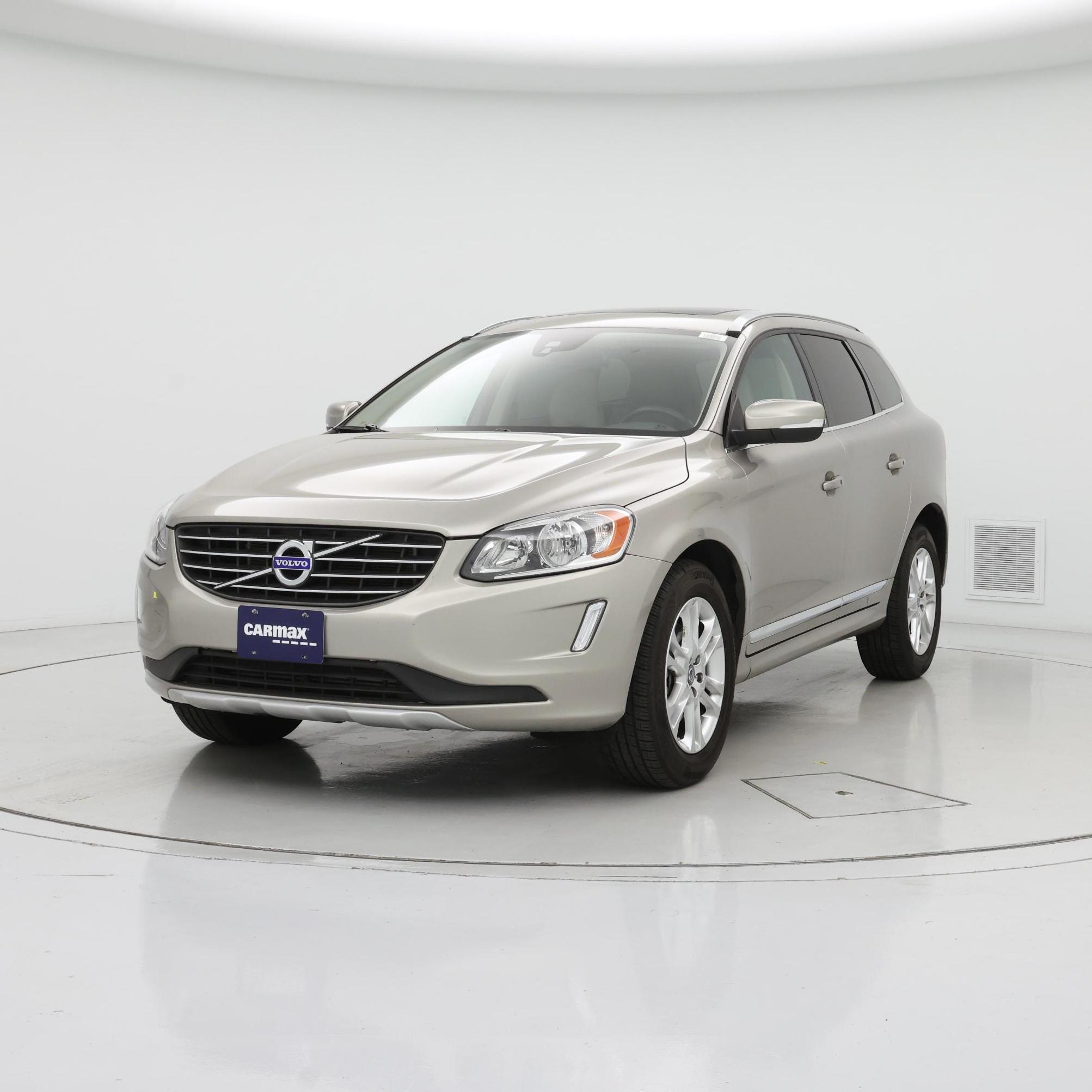 Thumbnail: 2015 Volvo XC60 - 4