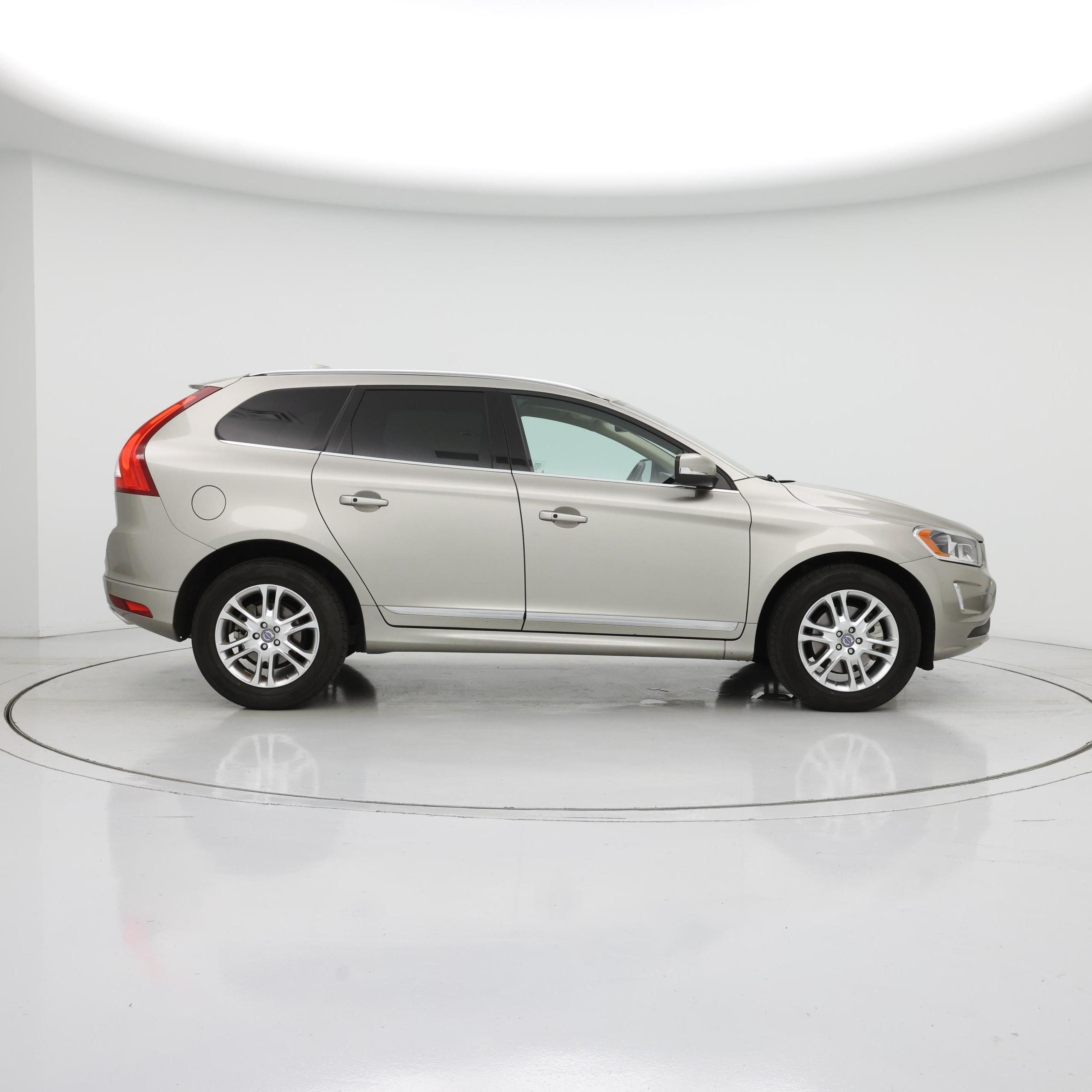 Thumbnail: 2015 Volvo XC60 - 7
