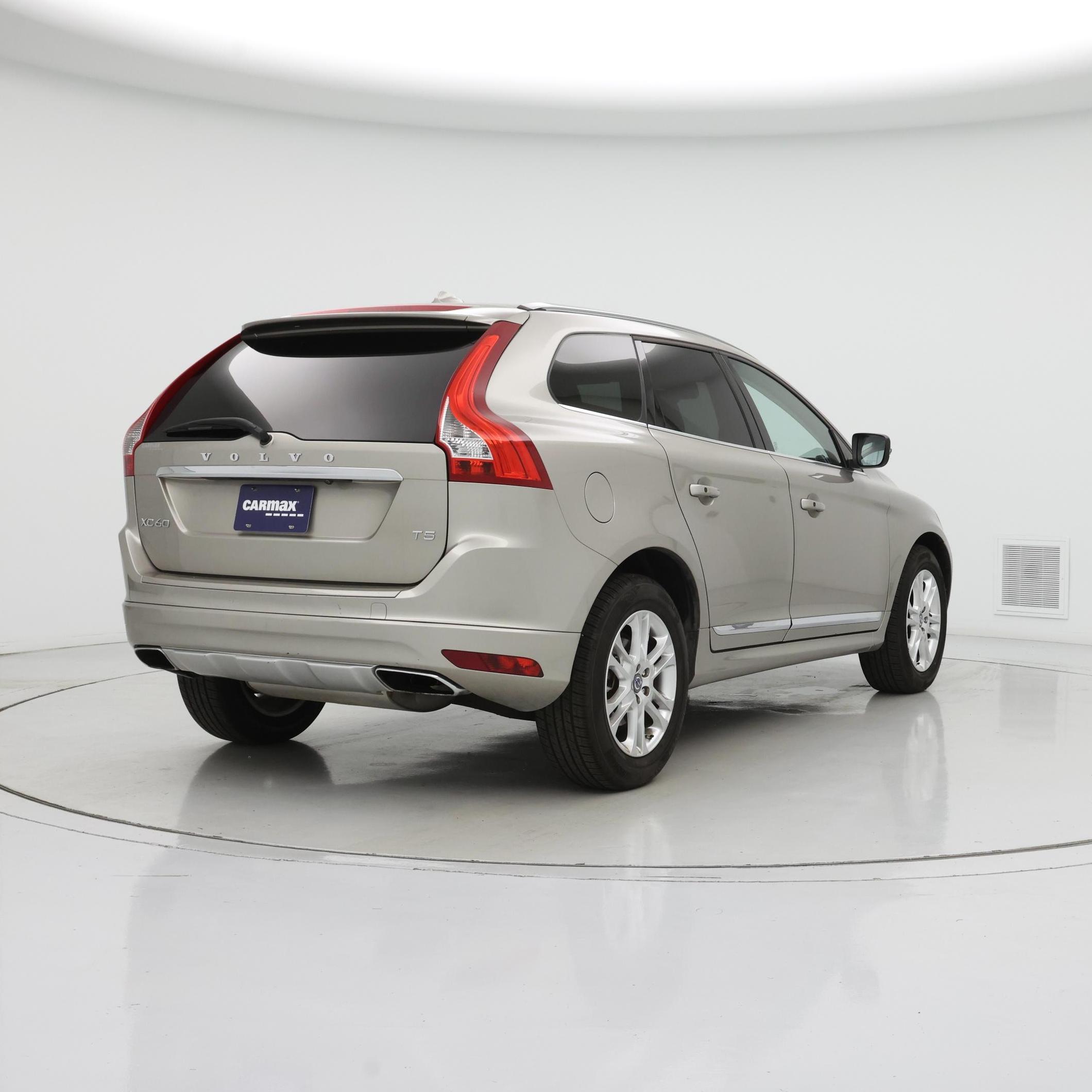 Thumbnail: 2015 Volvo XC60 - 8