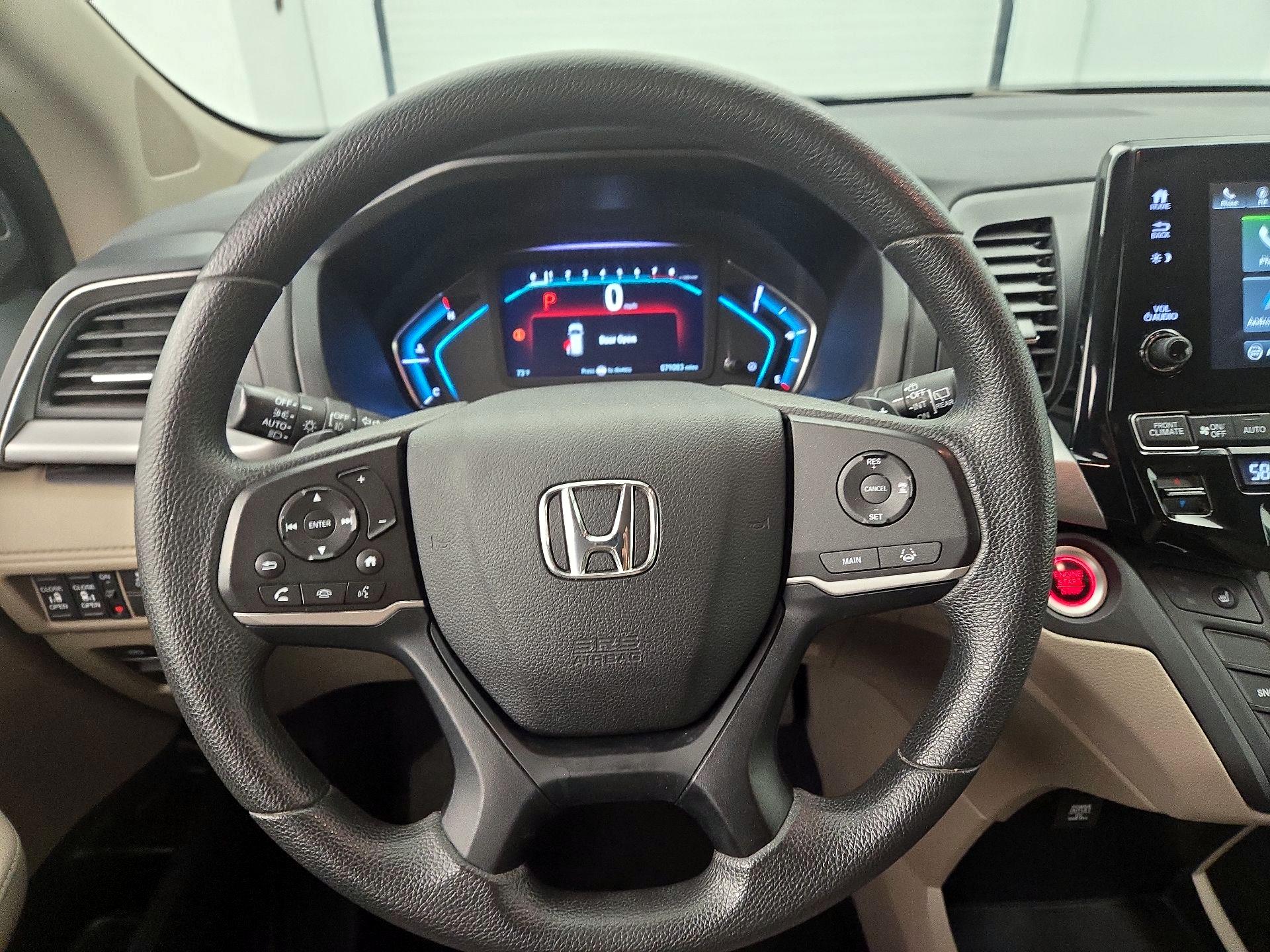 Thumbnail: 2018 Honda Odyssey - 10