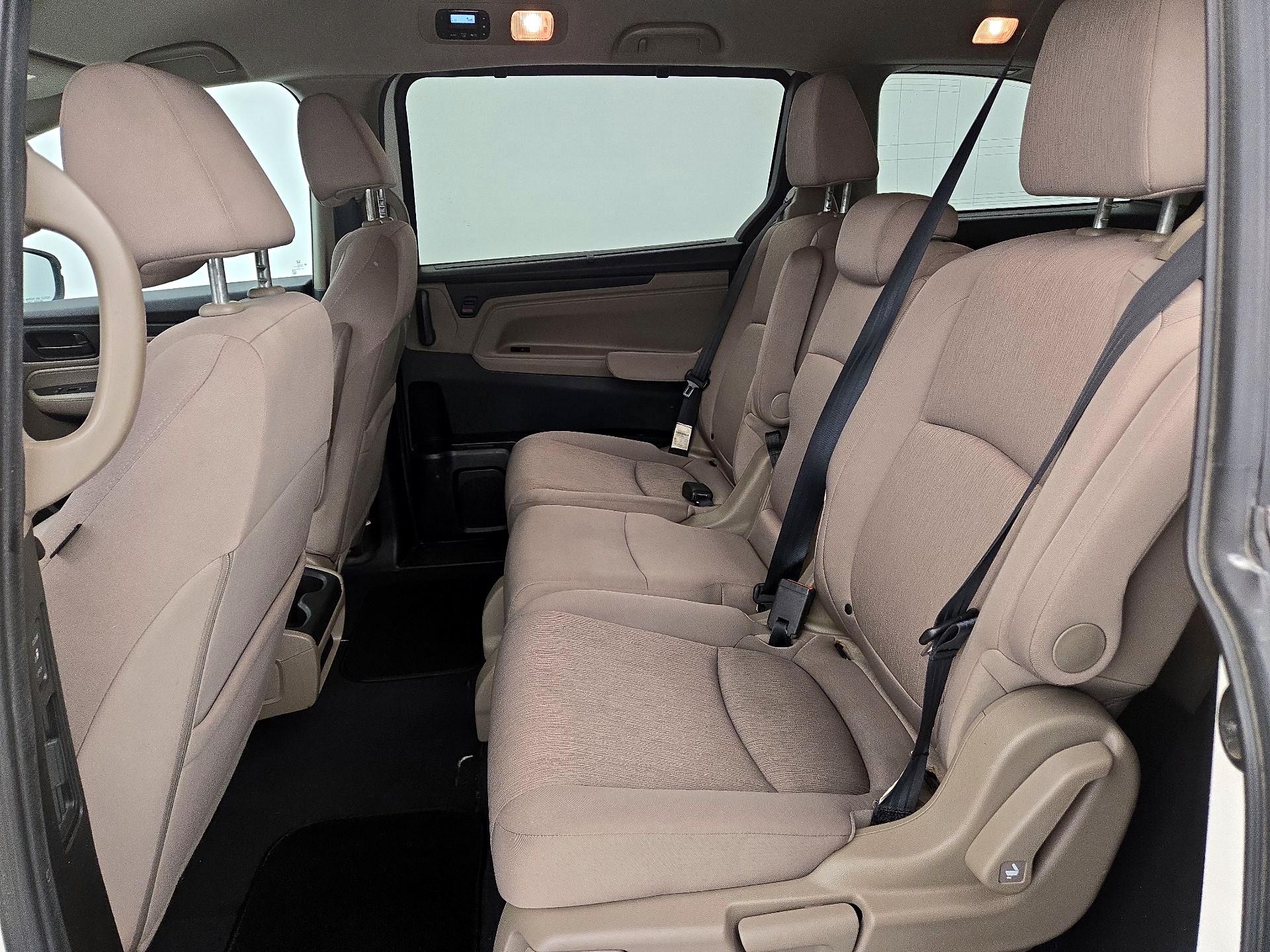 Thumbnail: 2018 Honda Odyssey - 19