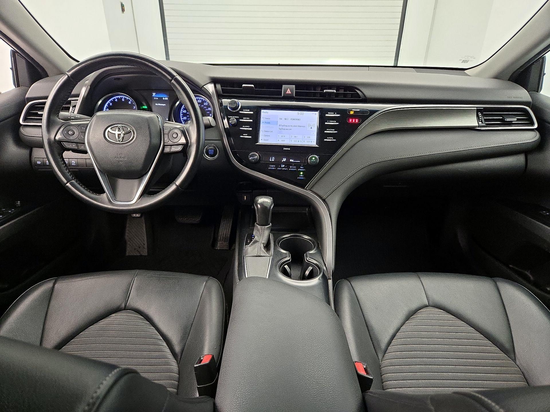 Thumbnail: 2020 Toyota Camry - 9