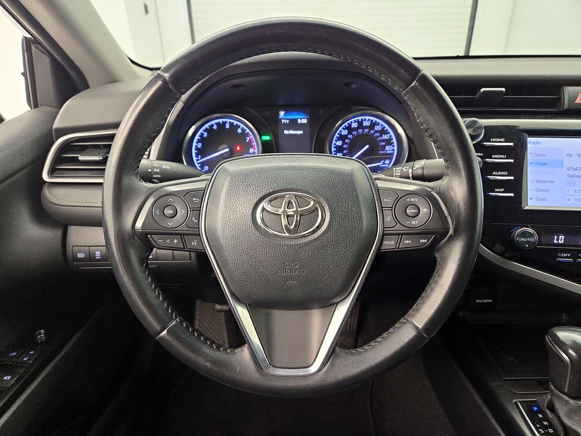 Thumbnail: 2020 Toyota Camry - 10