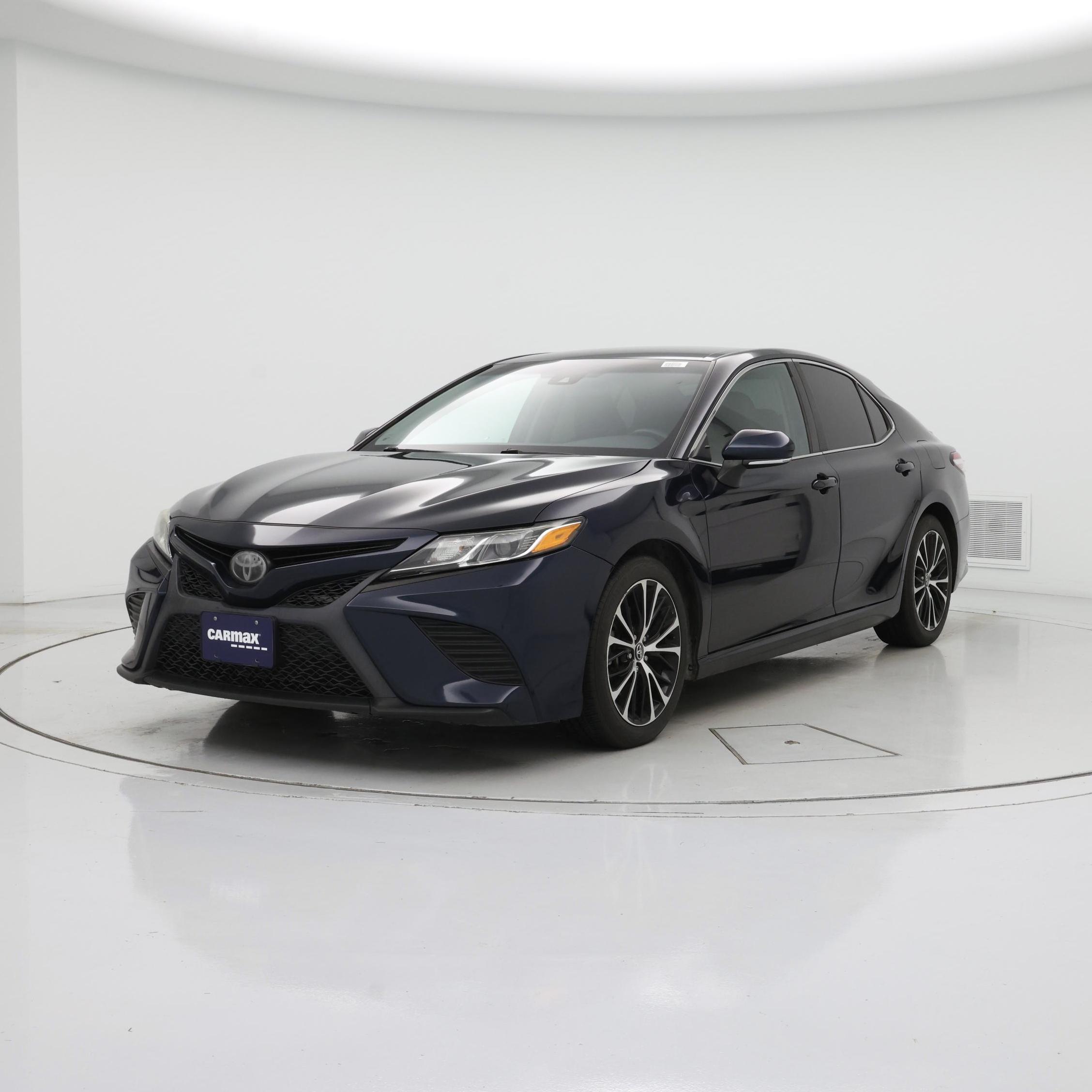 Thumbnail: 2020 Toyota Camry - 4