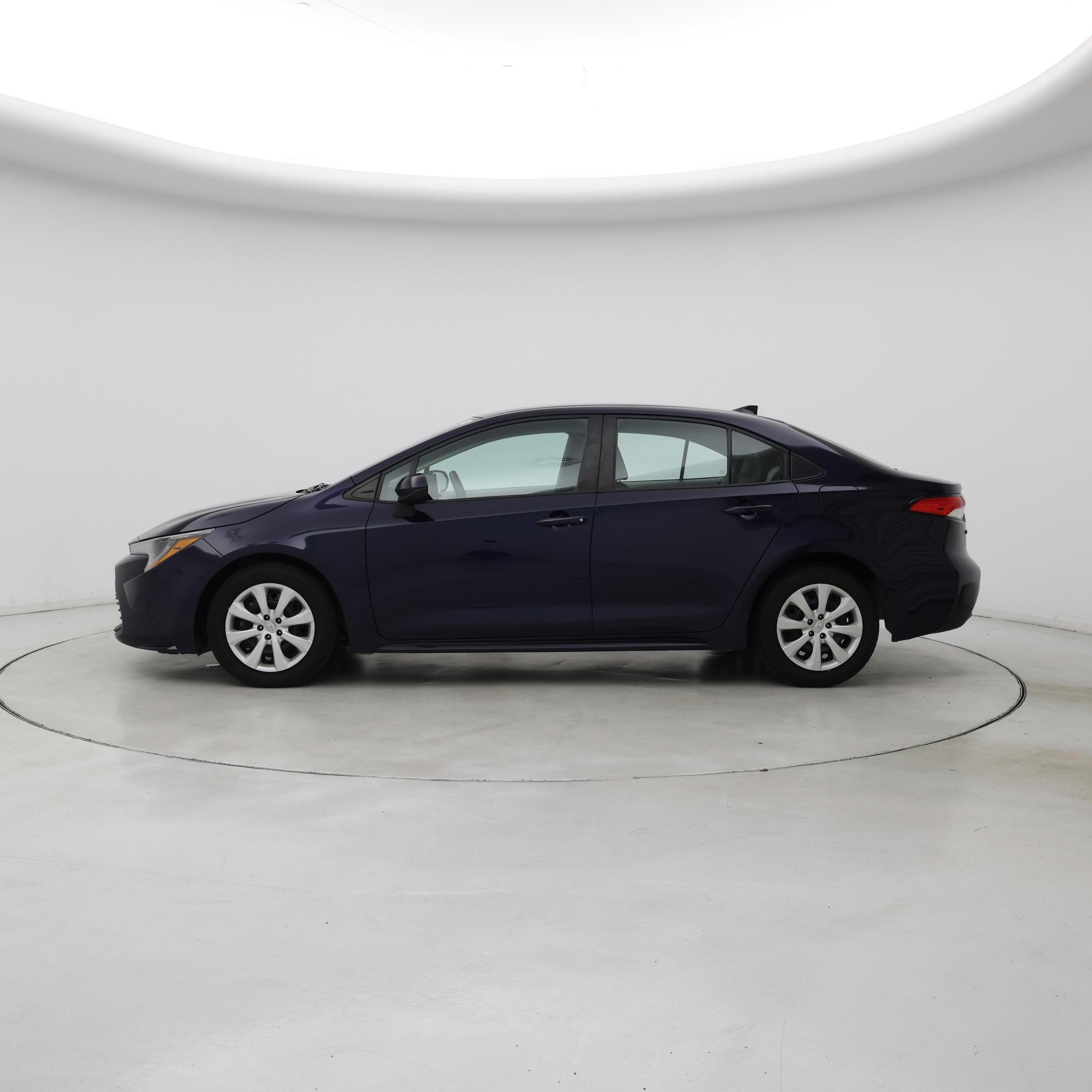 Thumbnail: 2023 Toyota Corolla - 3