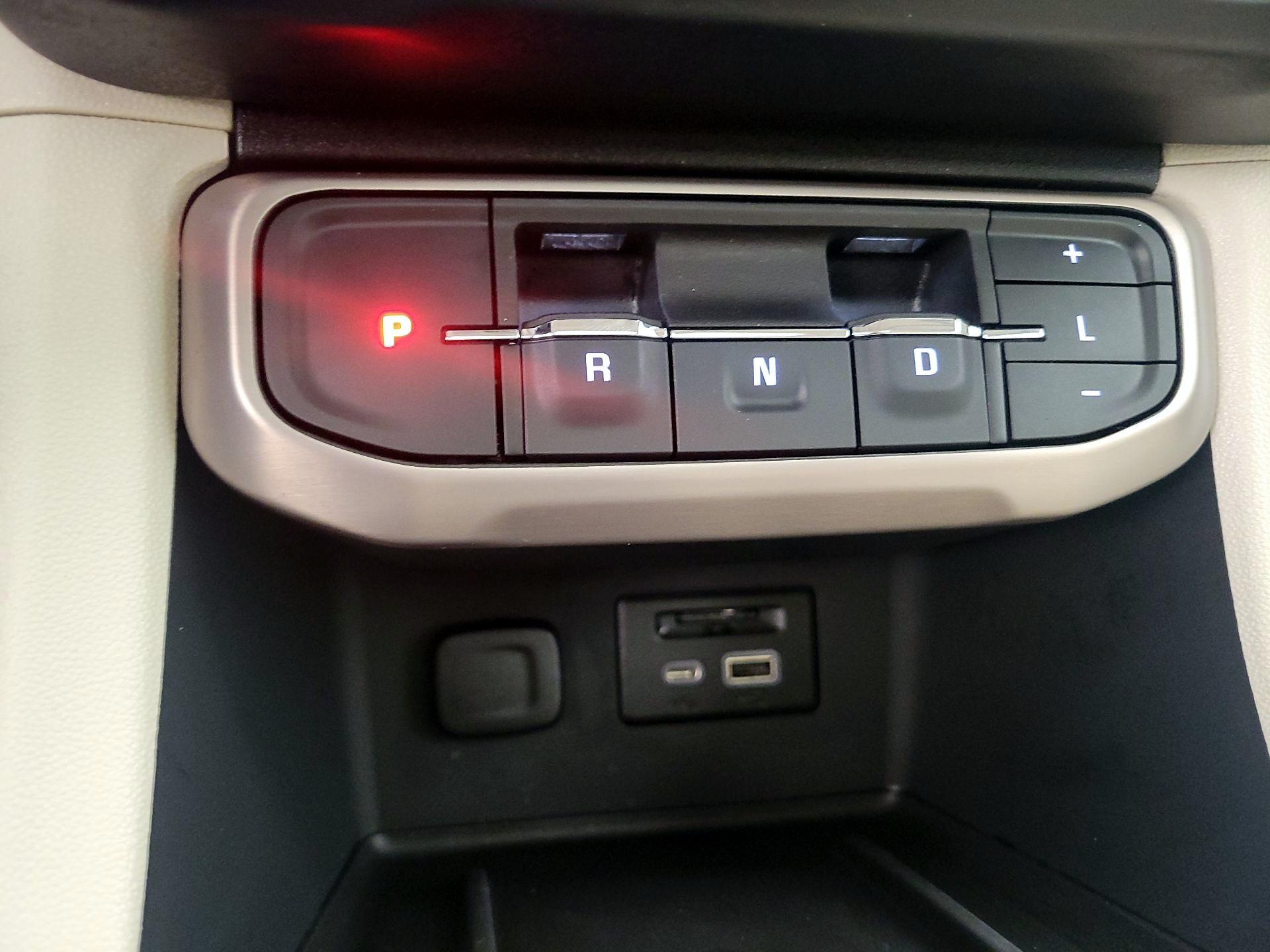 Thumbnail: 2022 GMC Acadia - 17