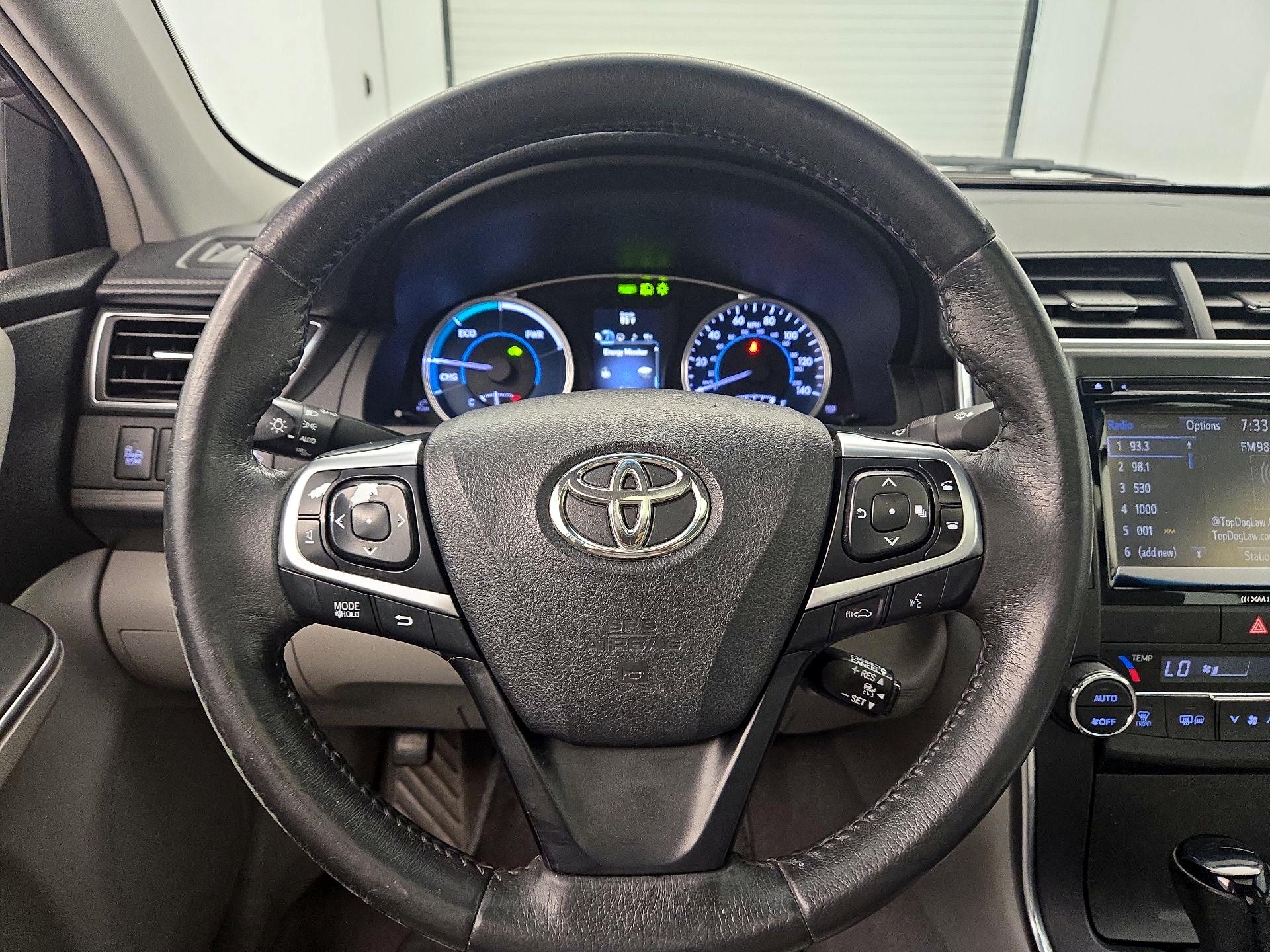 Thumbnail: 2017 Toyota Camry - 10