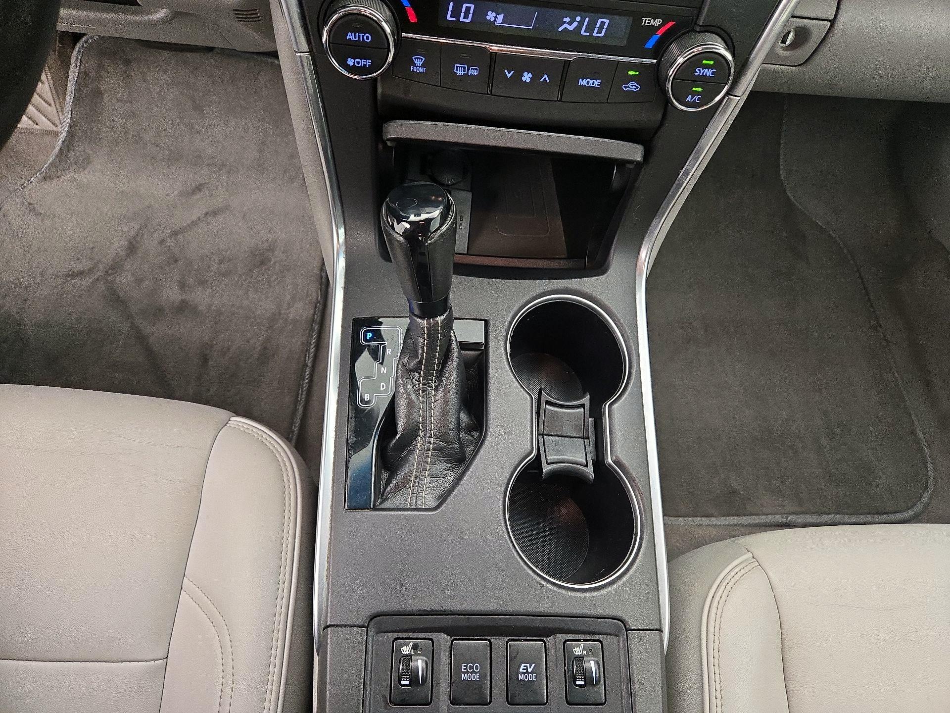 Thumbnail: 2017 Toyota Camry - 18
