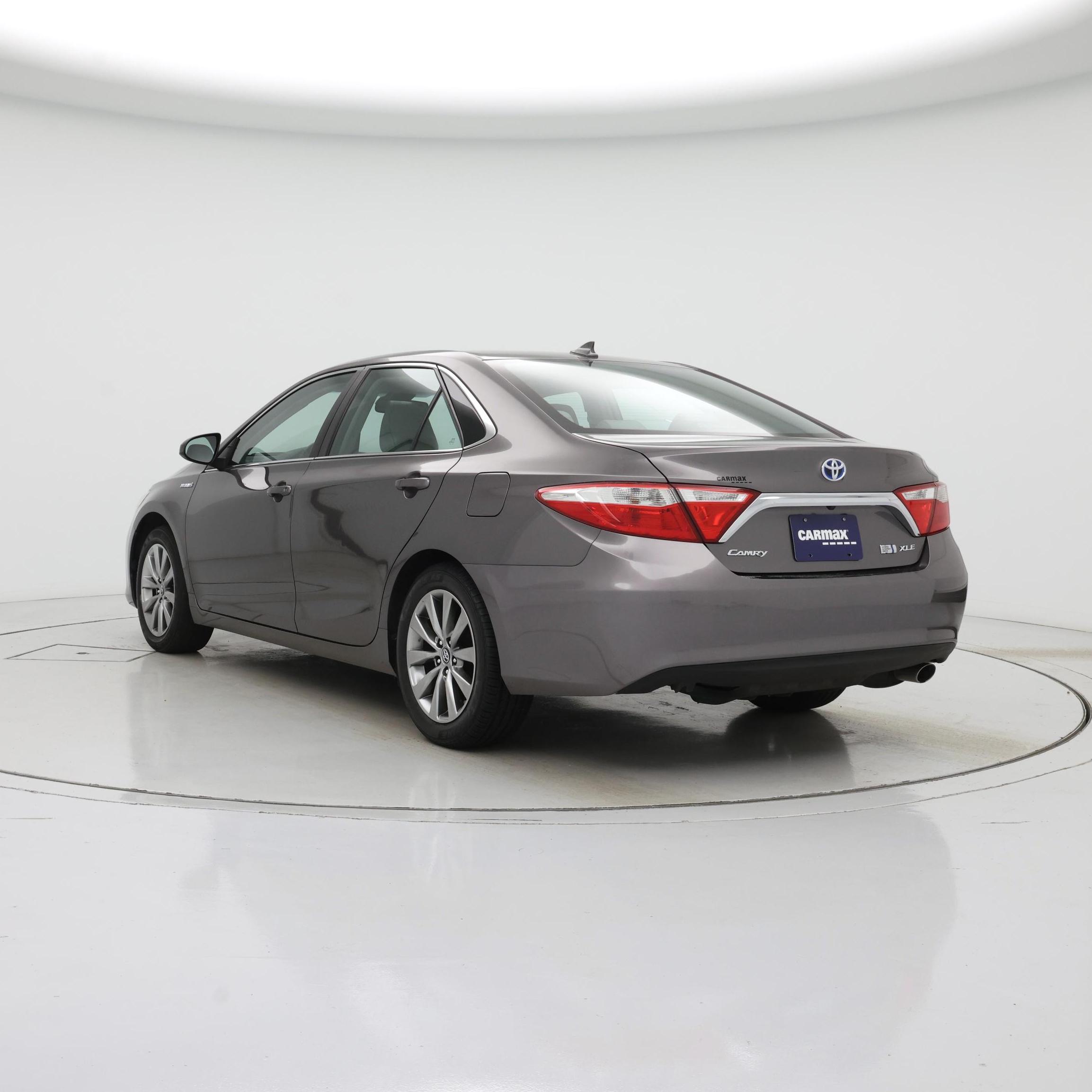 Thumbnail: 2017 Toyota Camry - 2