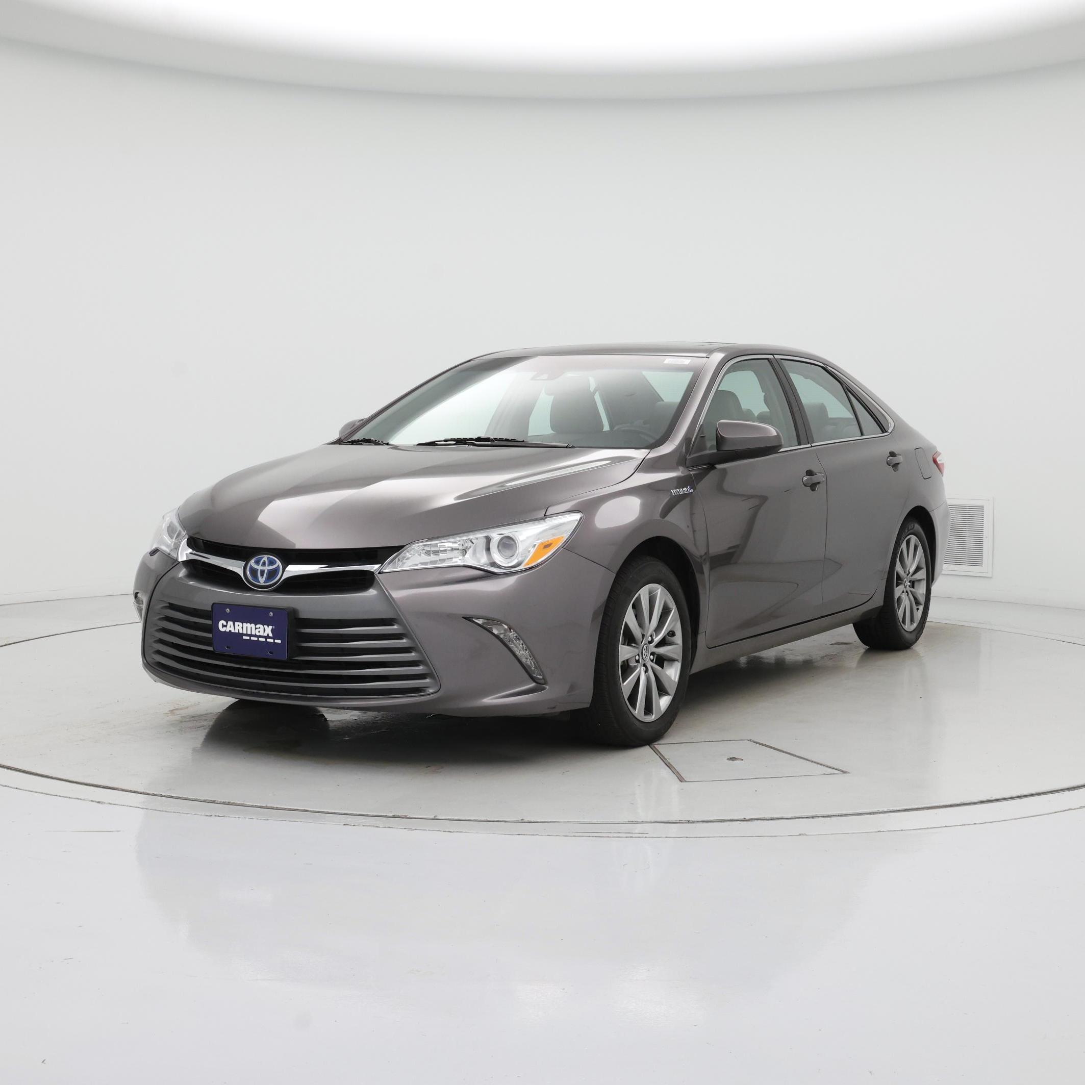 Thumbnail: 2017 Toyota Camry - 4