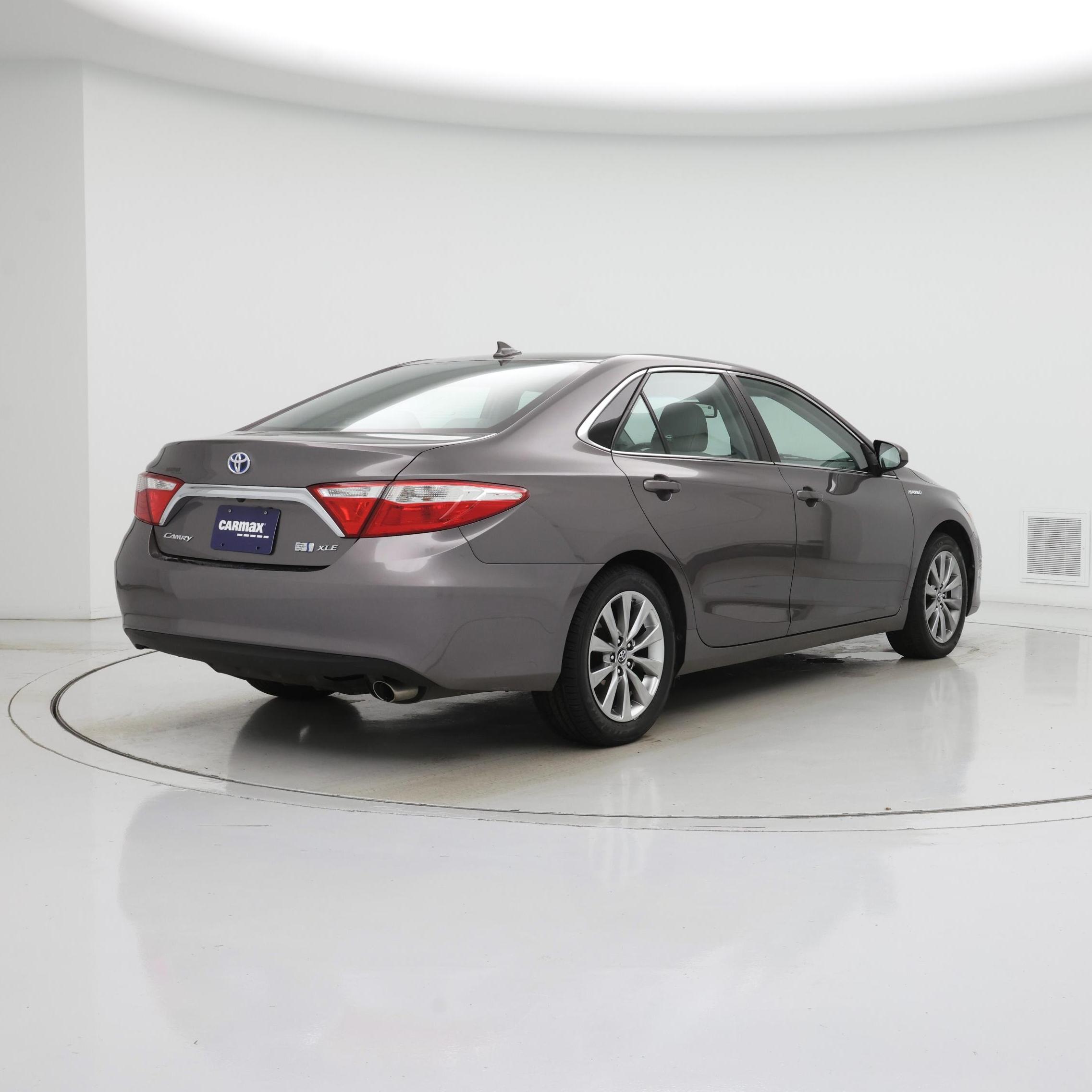 Thumbnail: 2017 Toyota Camry - 8