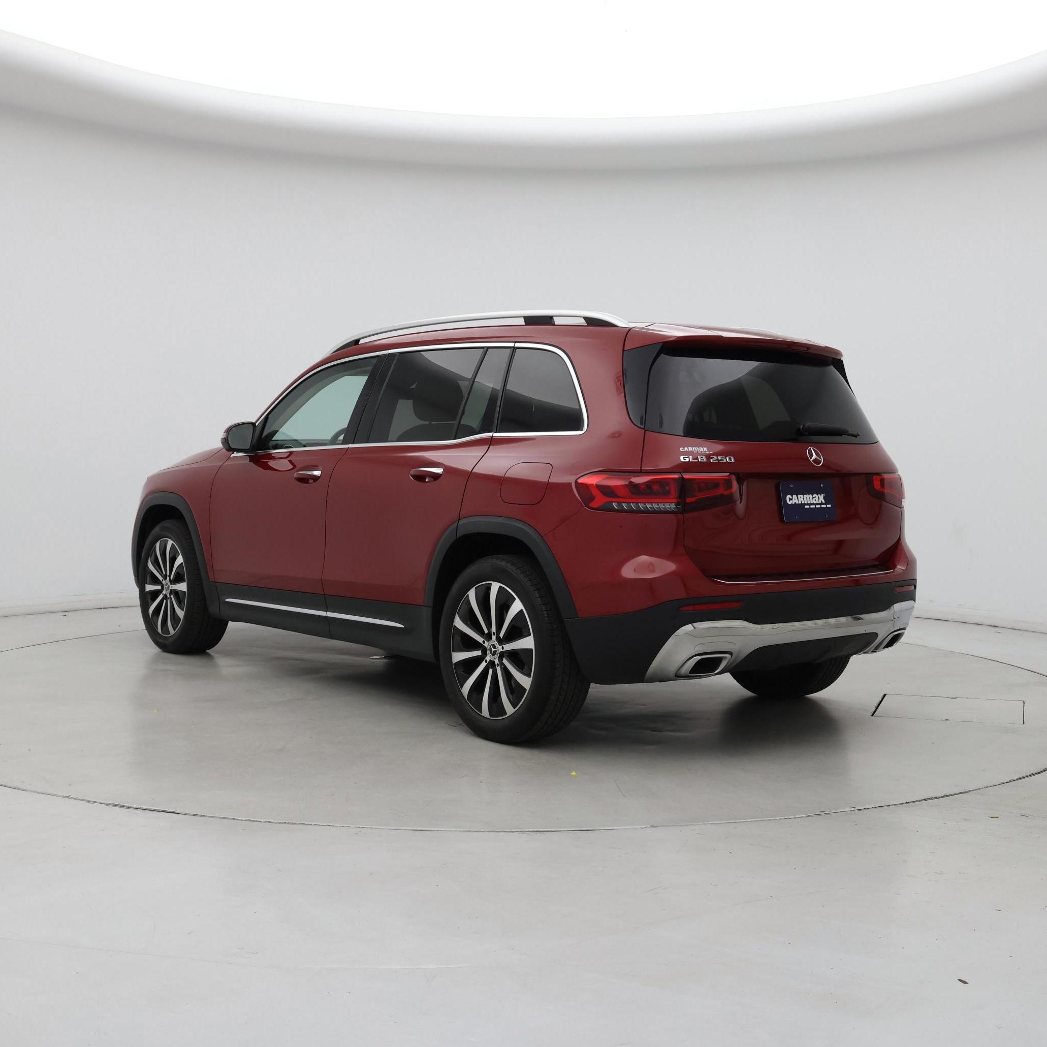 Thumbnail: 2021 Mercedes-Benz GLB - 2