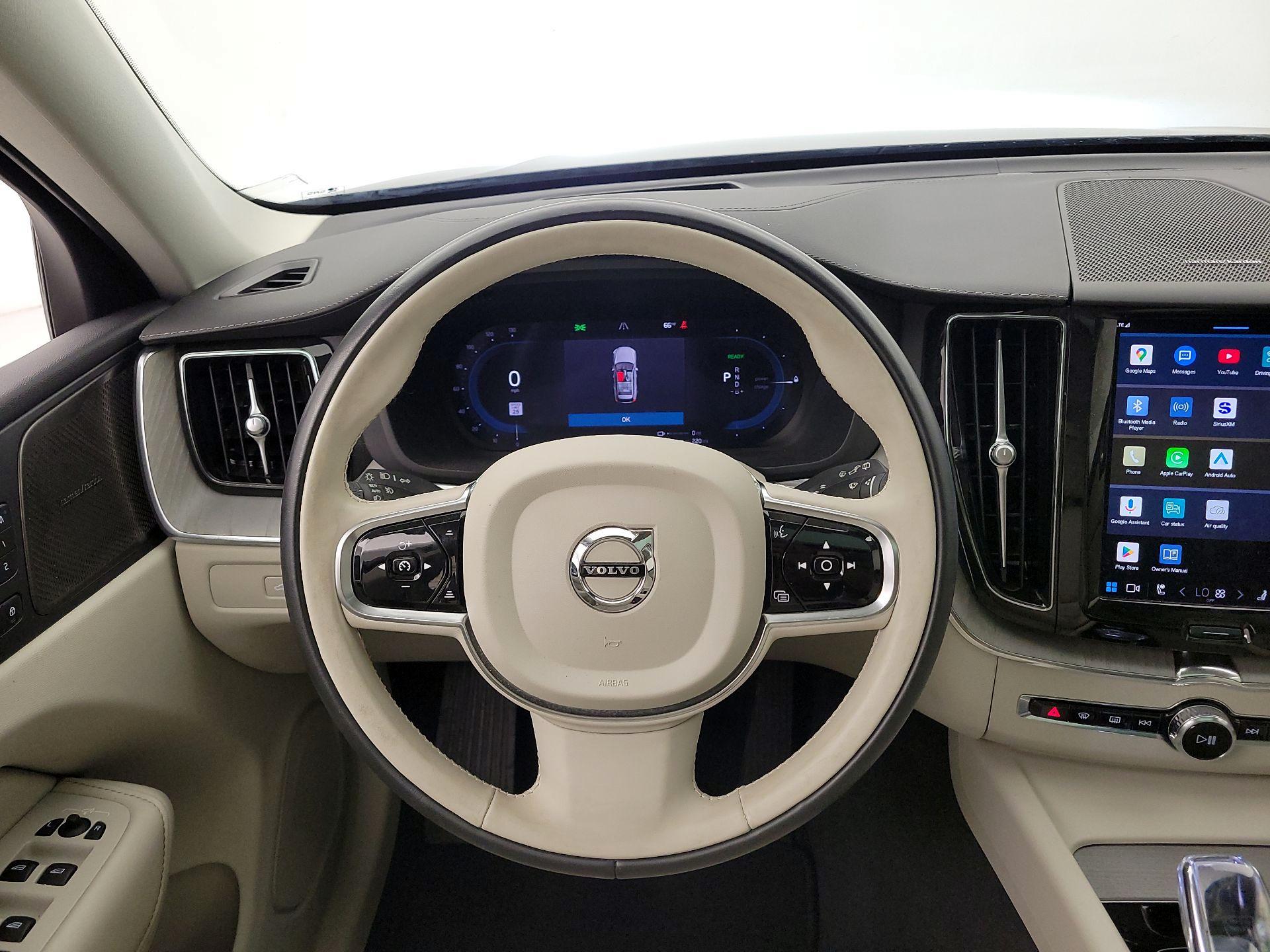 Thumbnail: 2024 Volvo XC60 - 10