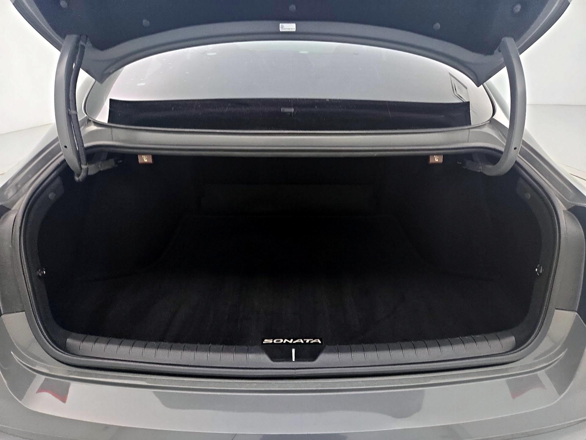 Thumbnail: 2020 Hyundai Sonata - 20