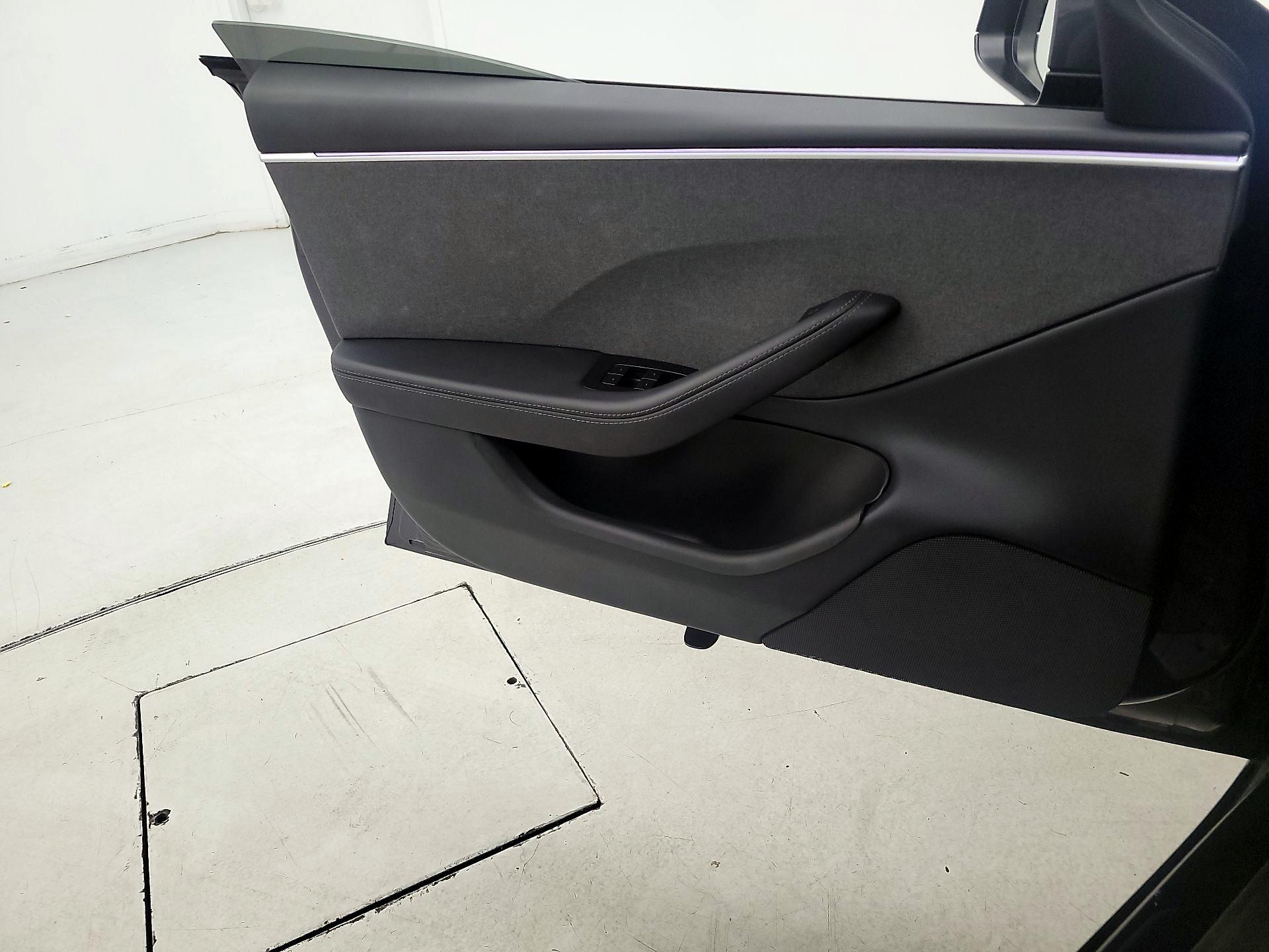 Thumbnail: 2025 Tesla Model 3 - 12