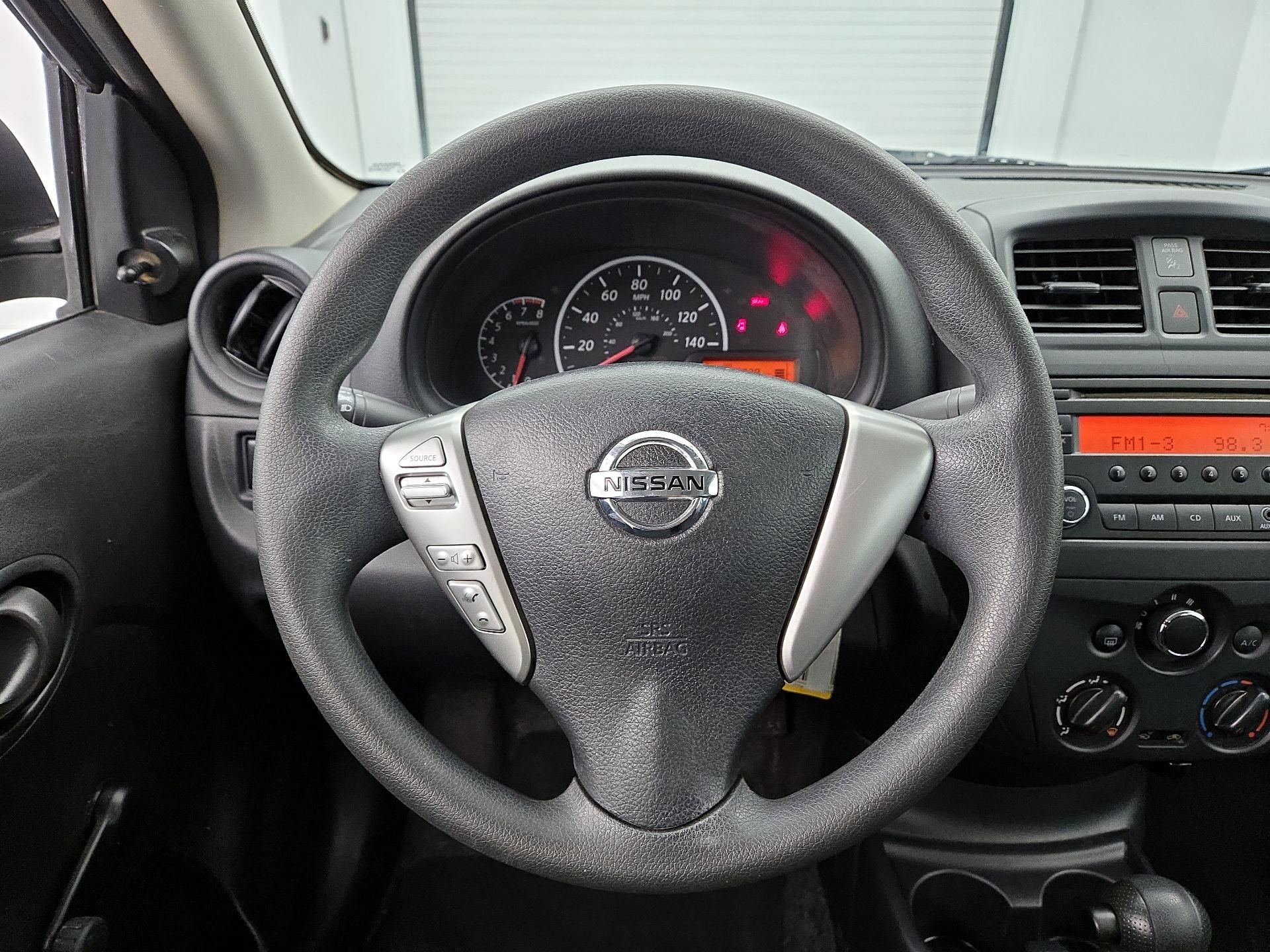 Thumbnail: 2015 Nissan Versa - 10