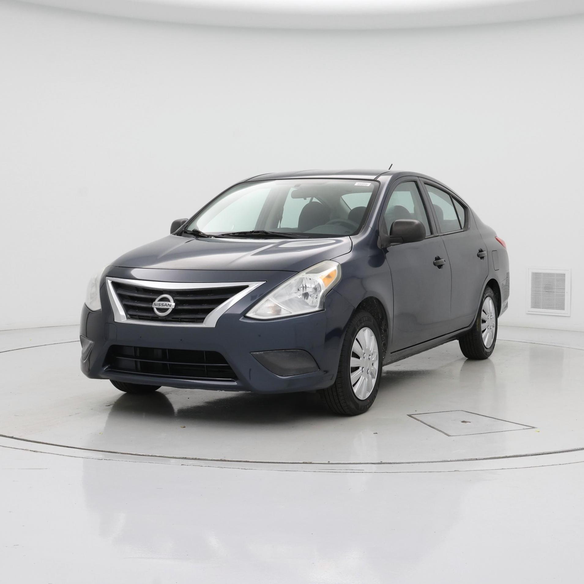 Thumbnail: 2015 Nissan Versa - 4