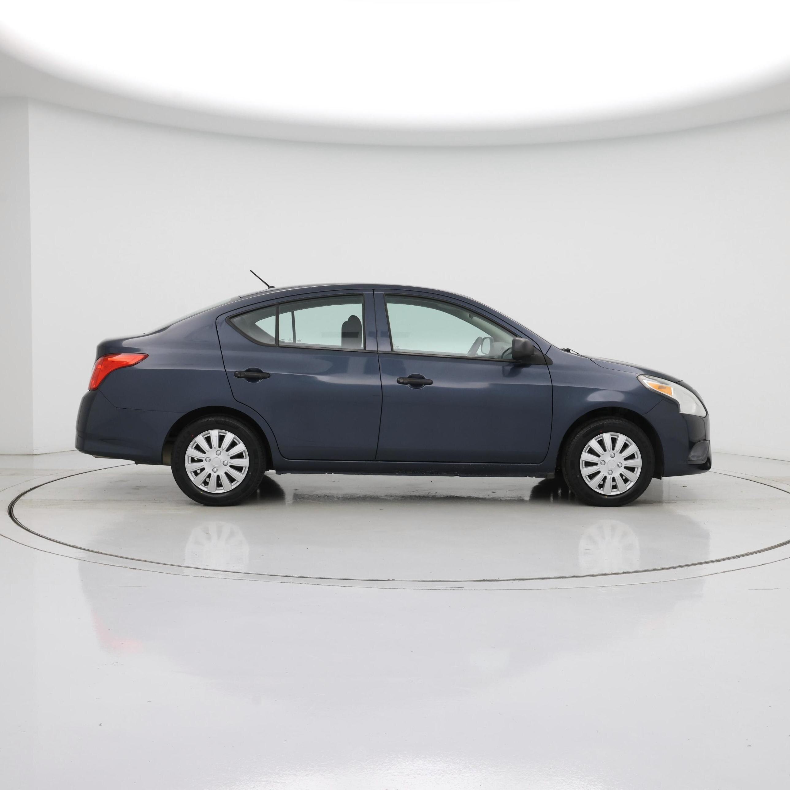 Thumbnail: 2015 Nissan Versa - 7